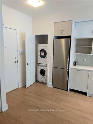 Photo 4 of Unit 1004, 150 Fairview Mall Drive, North York, Don Valley Village — HOMEH