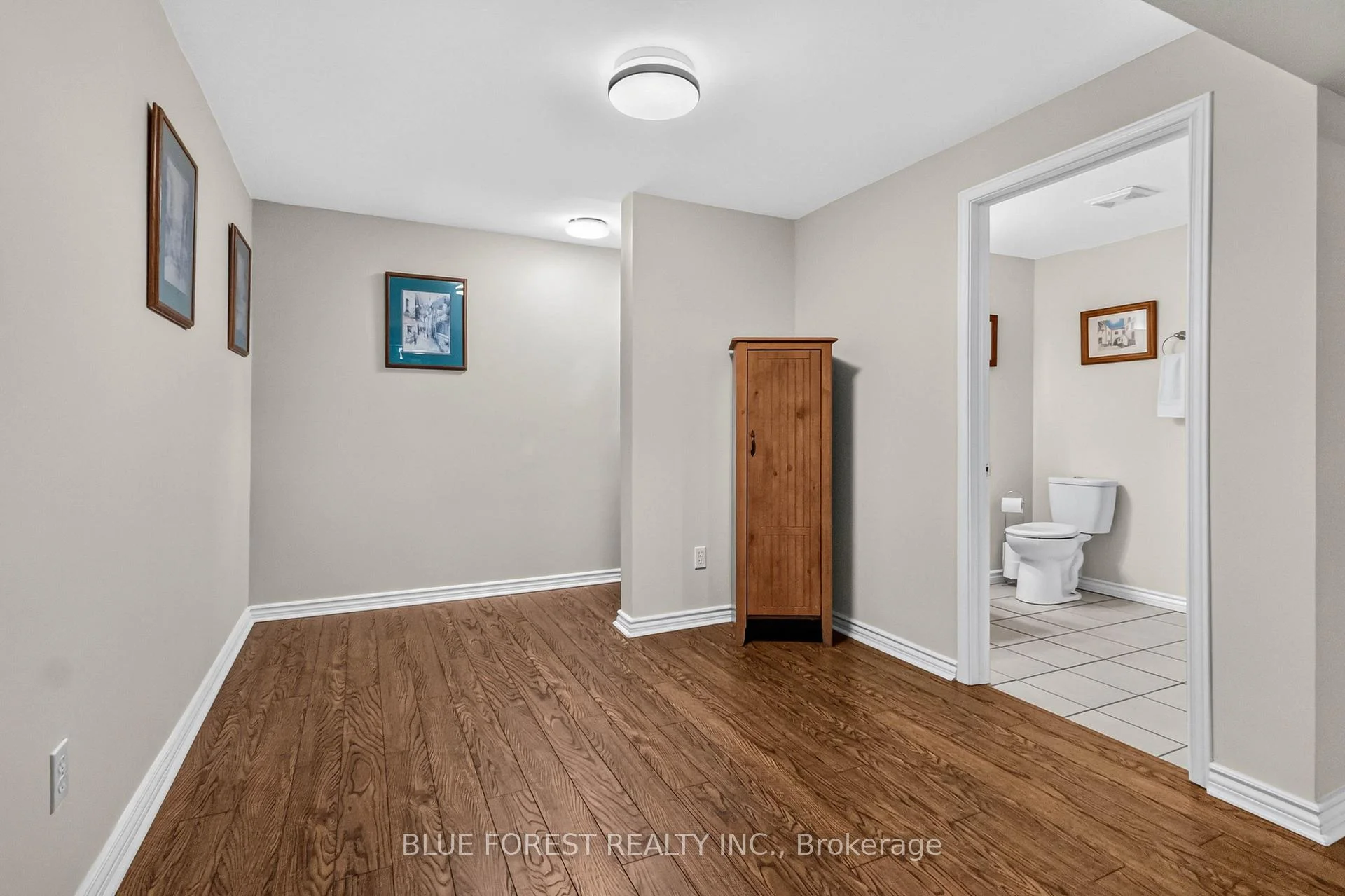Photo 25 of Unit 38, 43 Capulet Walk, London, North M — HOMEH