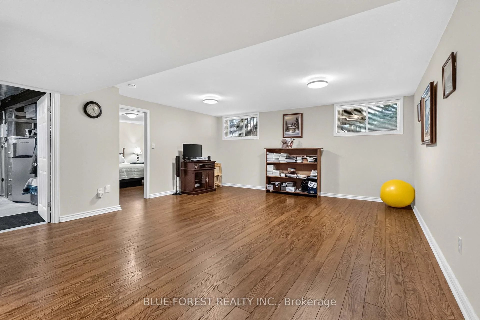 Photo 26 of Unit 38, 43 Capulet Walk, London, North M — HOMEH