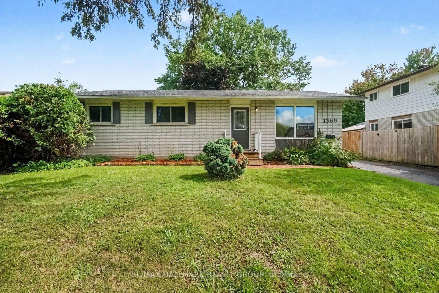 Photo 1 of 1369 Duford Drive, Ottawa, Bilberry Creek/Queenswood Heights — HOMEH