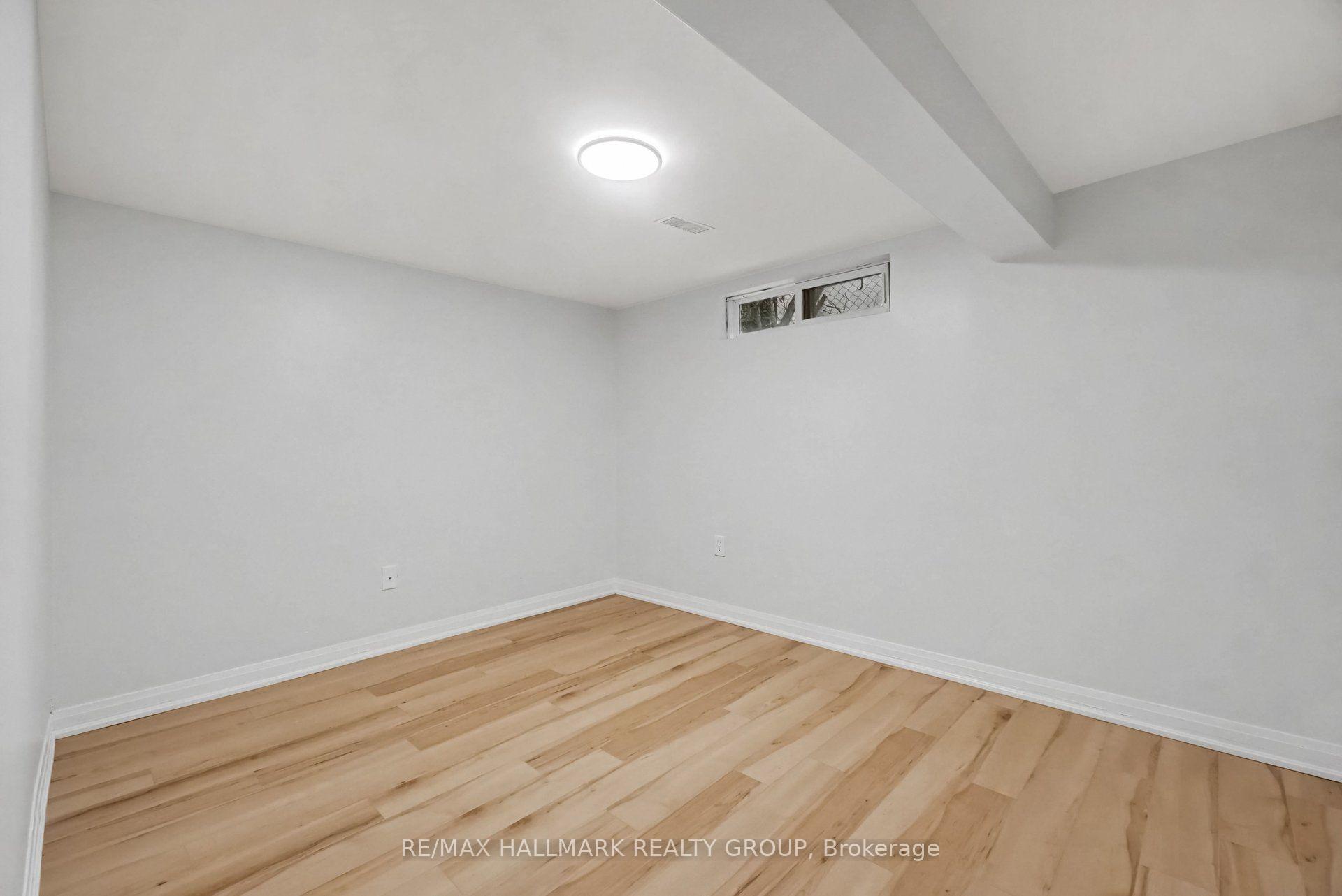 Photo 25 of 1369 Duford Drive, Ottawa, Bilberry Creek/Queenswood Heights — HOMEH