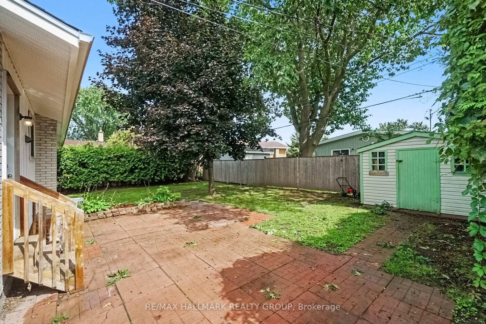 Photo 30 of 1369 Duford Drive, Ottawa, Bilberry Creek/Queenswood Heights — HOMEH
