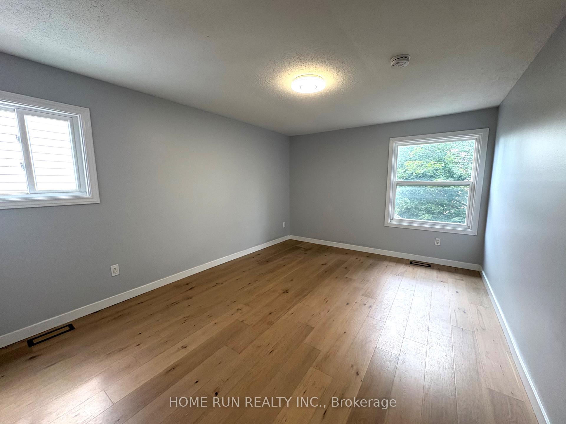 Photo 15 of 1201 St Moritz Court, Ottawa, Convent Glen North — HOMEH