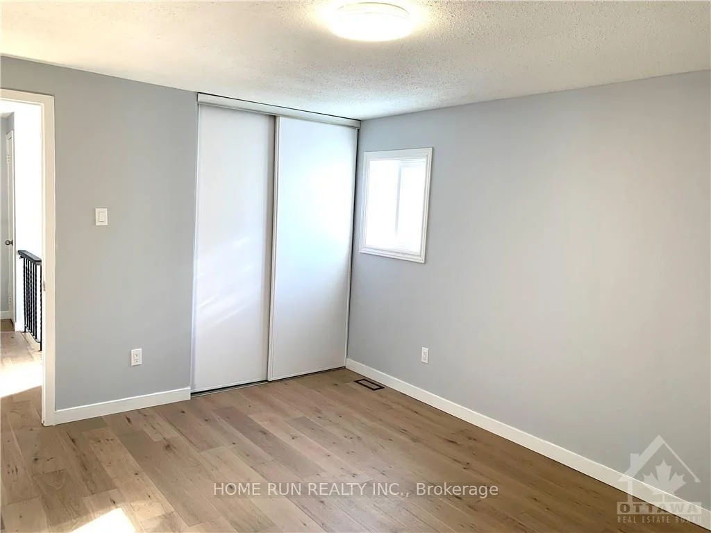 Photo 17 of 1201 St Moritz Court, Ottawa, Convent Glen North — HOMEH