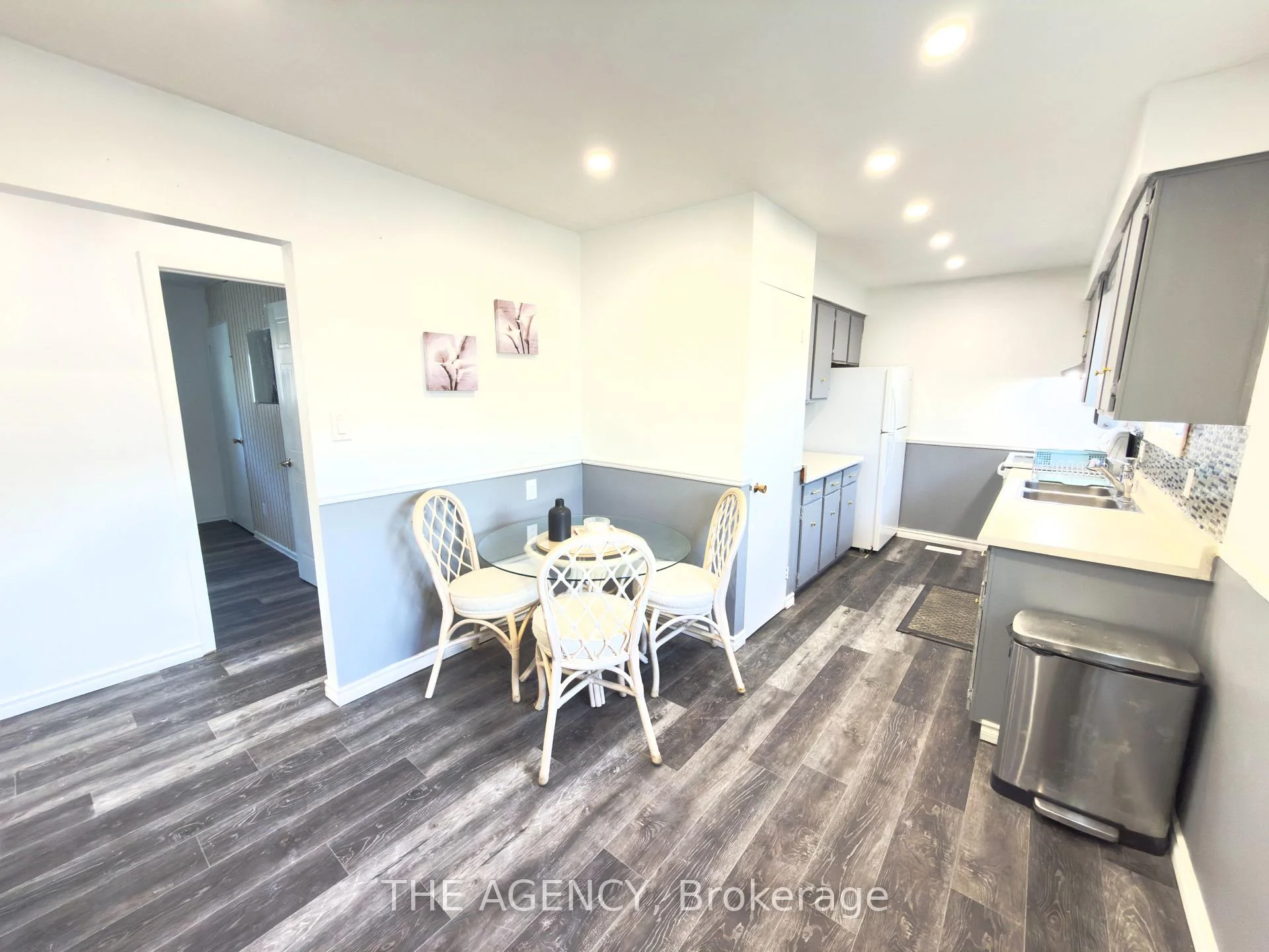 Photo 23 of 14 Muskoka Drive, Guelph, Victoria North — HOMEH