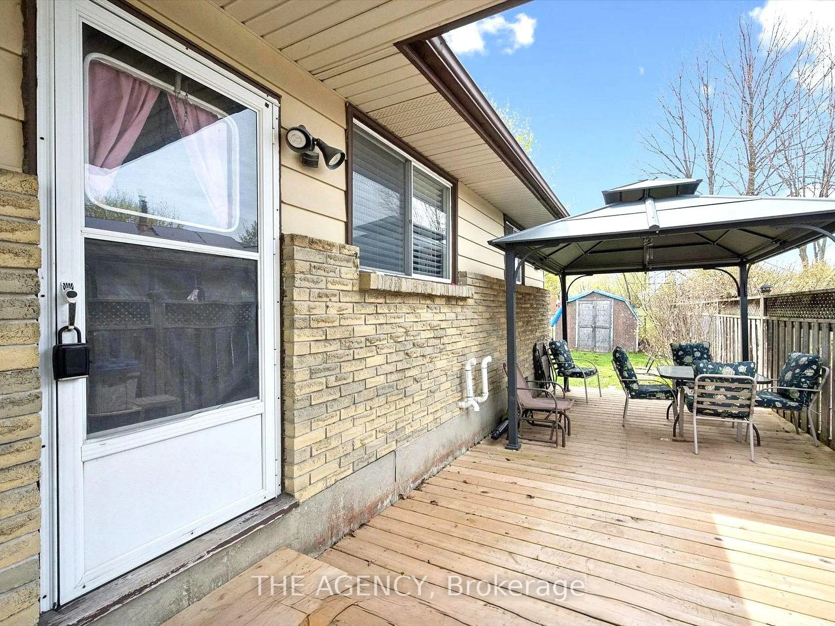 Photo 30 of 14 Muskoka Drive, Guelph, Victoria North — HOMEH