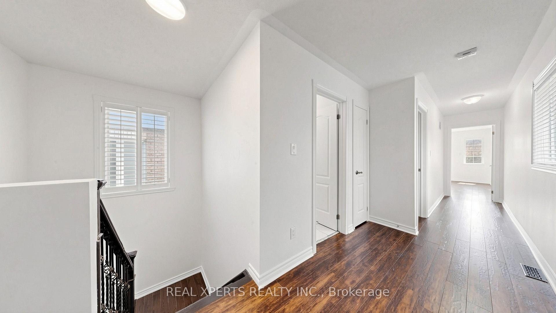 Photo 10 of 140 Del Francesco Way, Vaughan, Vellore Village — HOMEH
