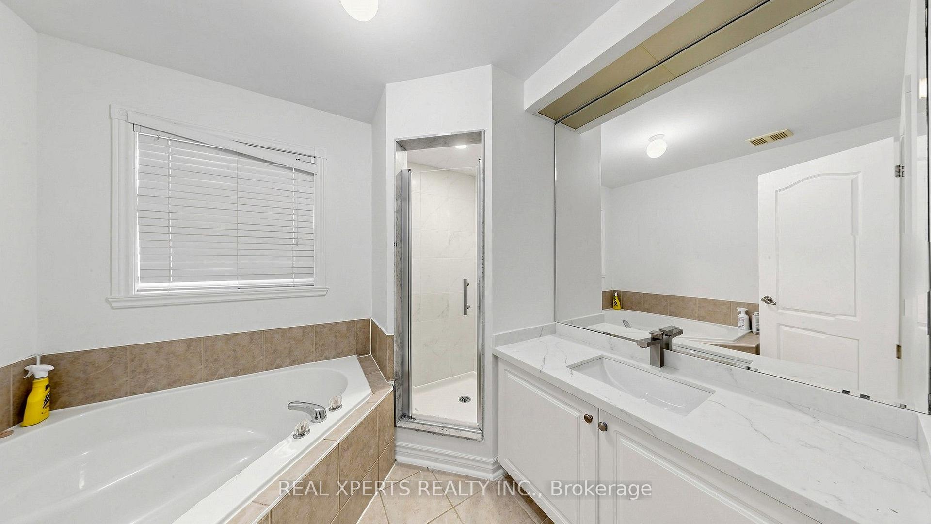 Photo 13 of 140 Del Francesco Way, Vaughan, Vellore Village — HOMEH