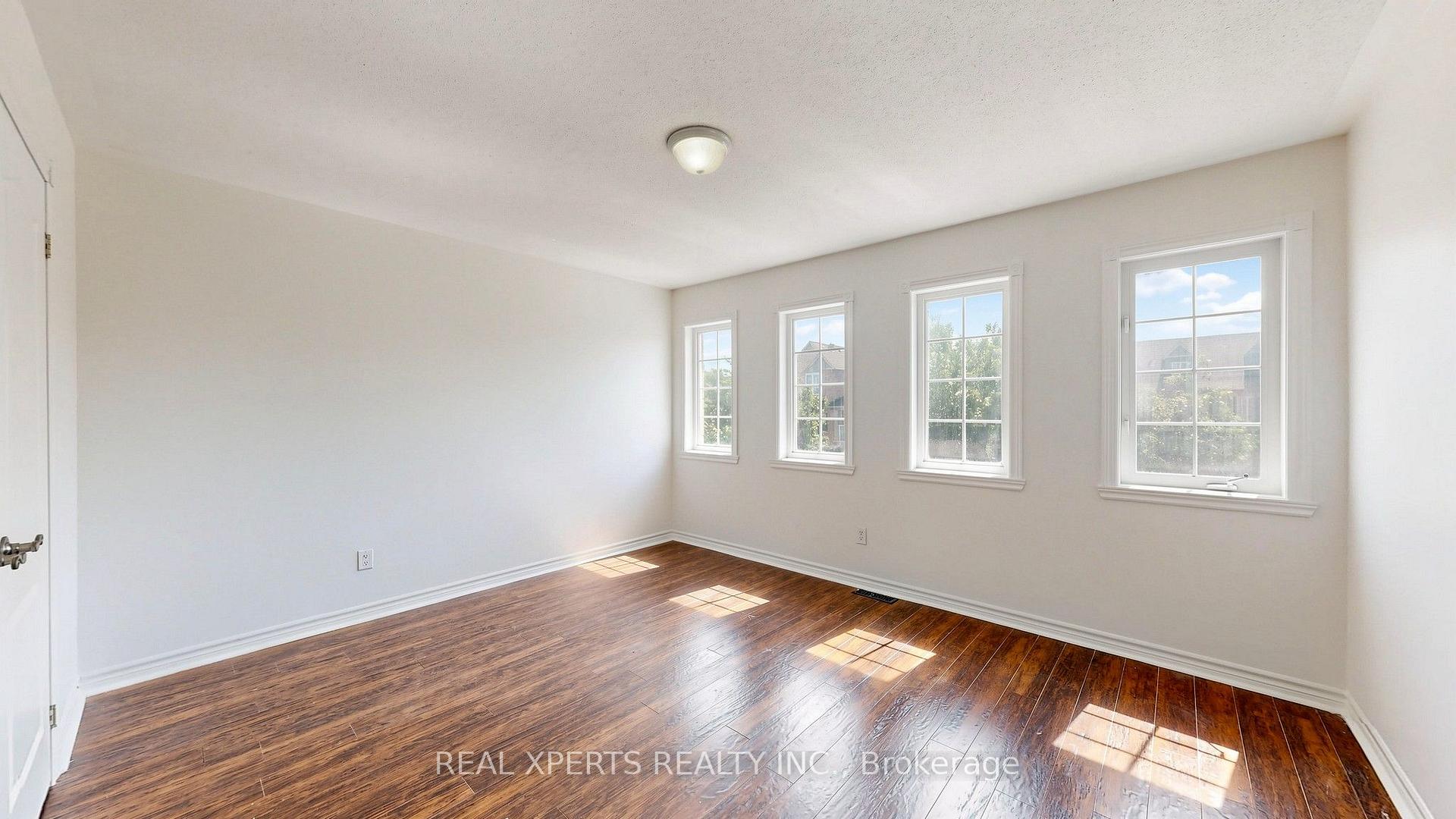 Photo 14 of 140 Del Francesco Way, Vaughan, Vellore Village — HOMEH