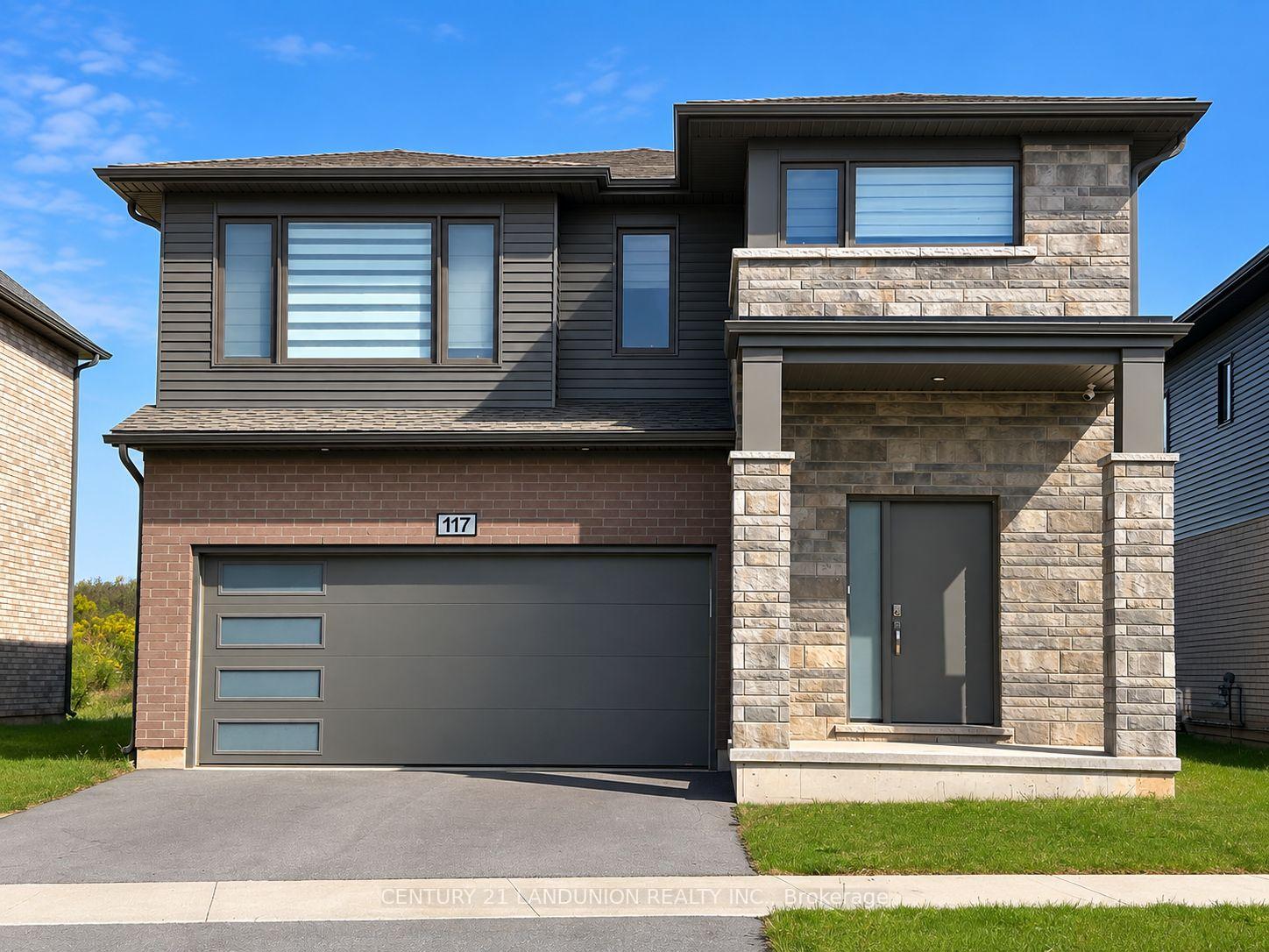 Photo 1 of 117 Acacia Road, Pelham, Fonthill — HOMEH