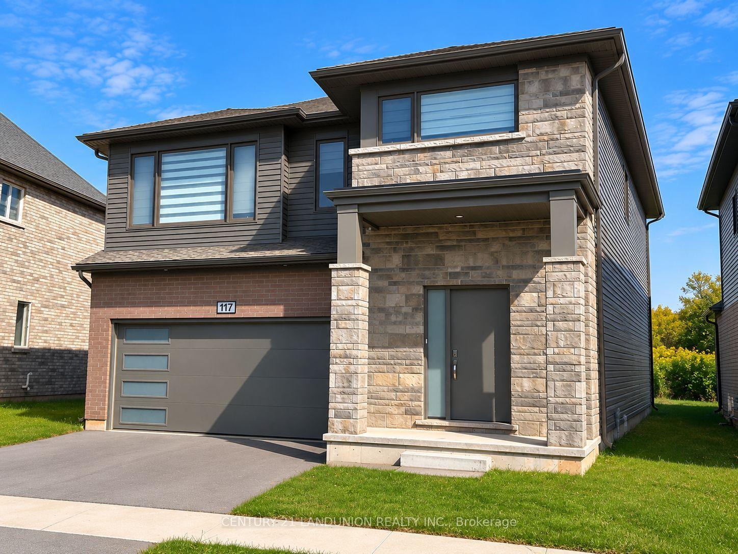 Photo 2 of 117 Acacia Road, Pelham, Fonthill — HOMEH