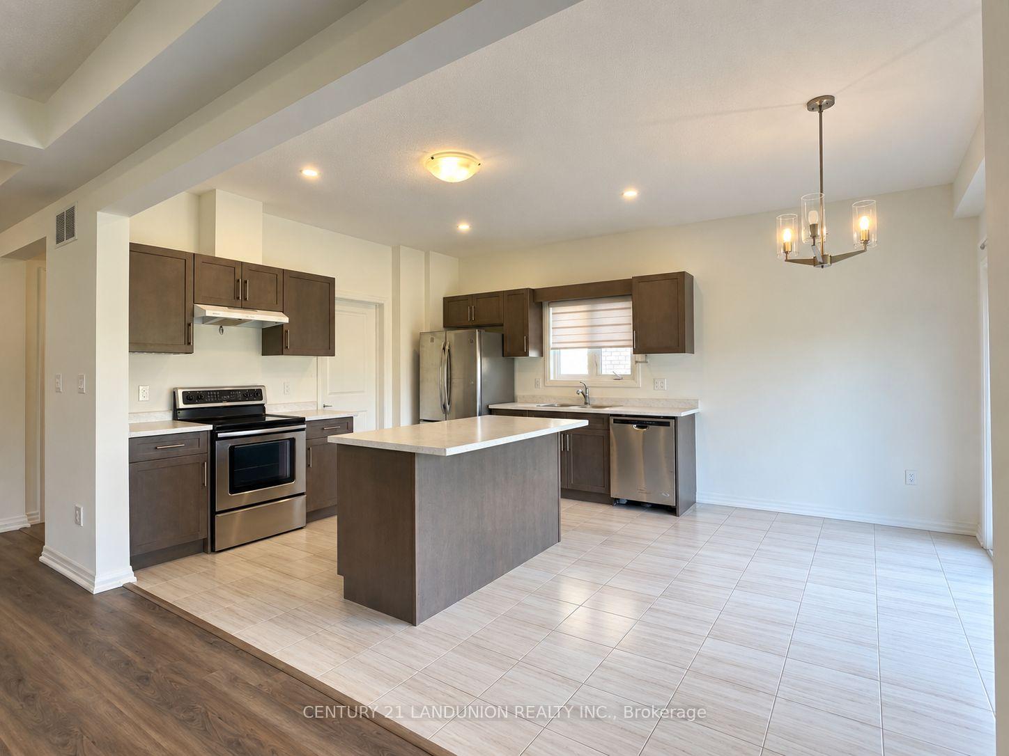 Photo 11 of 117 Acacia Road, Pelham, Fonthill — HOMEH