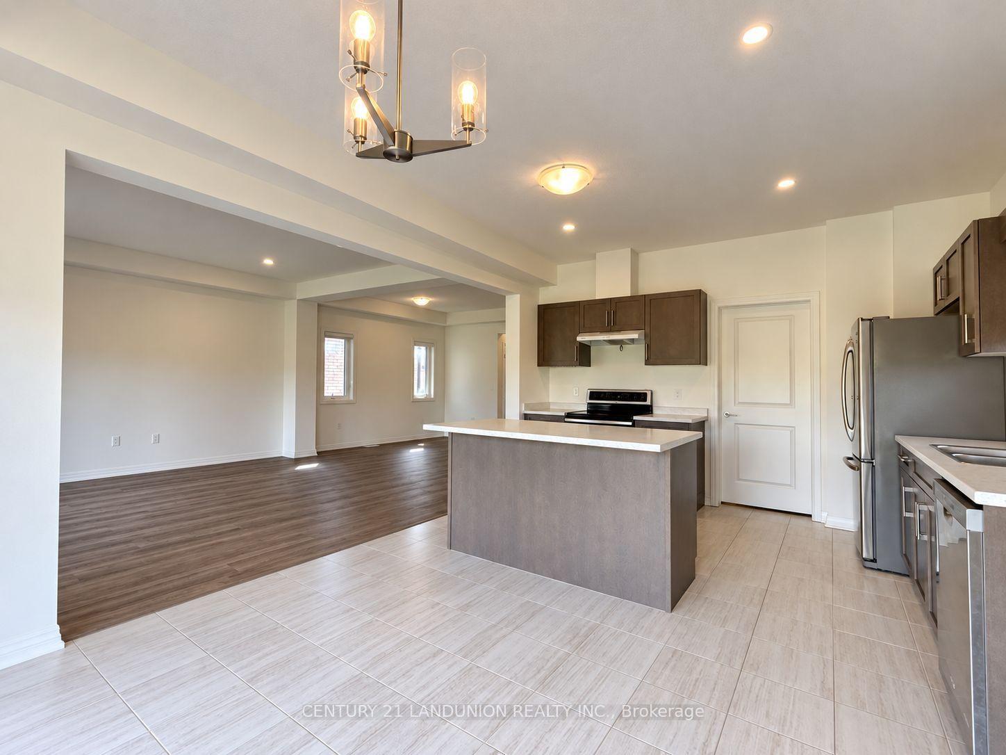 Photo 12 of 117 Acacia Road, Pelham, Fonthill — HOMEH