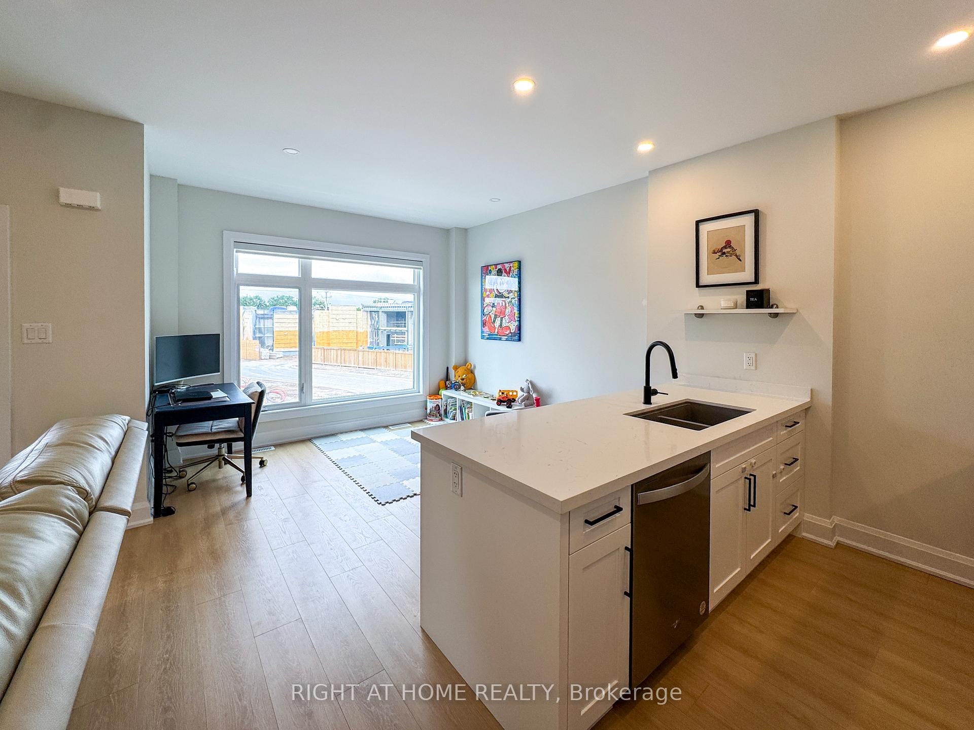 Photo 5 of Unit 19, 292 Vine Street, St. Catharines, Vine/Linwell — HOMEH