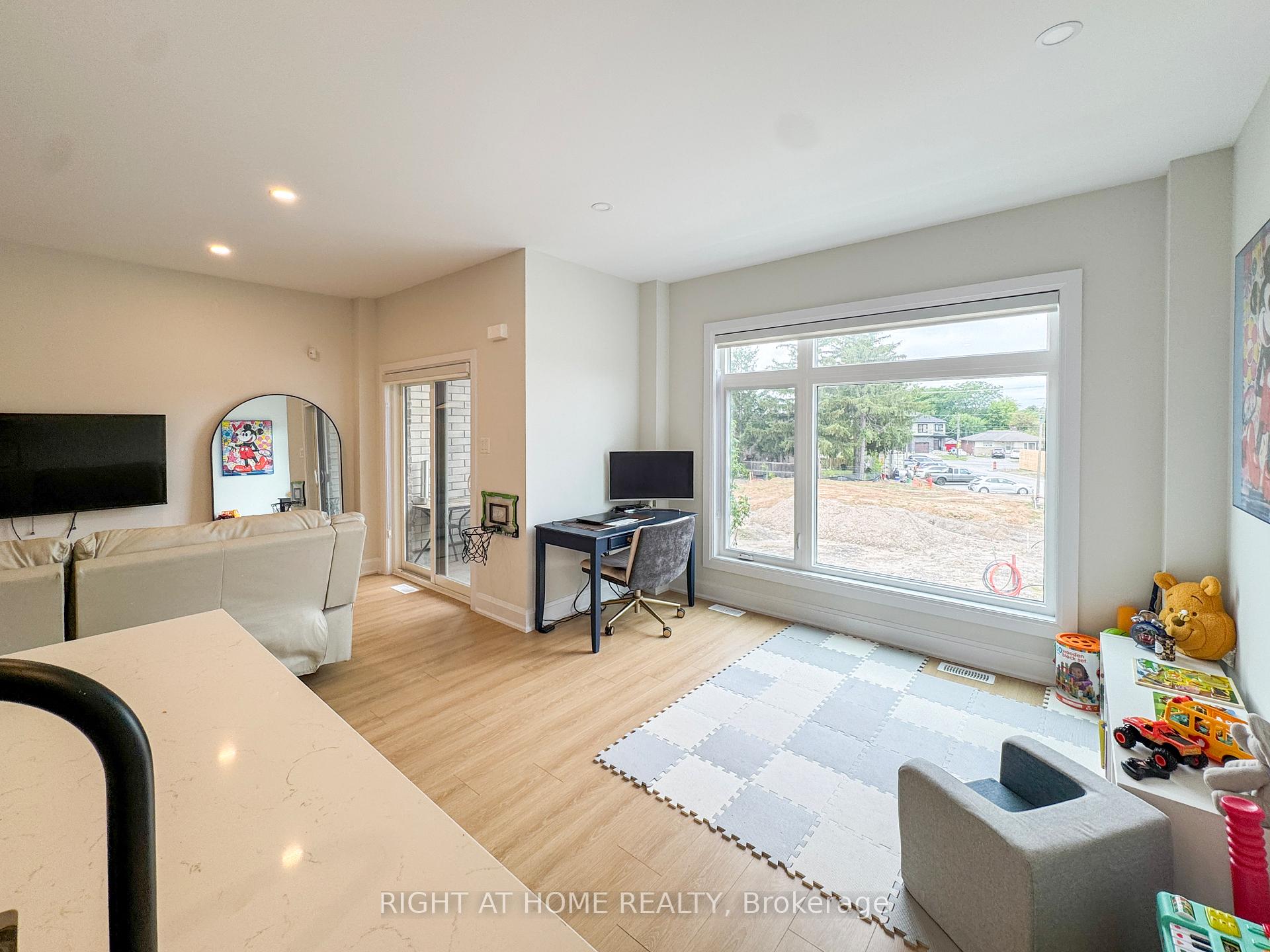 Photo 9 of Unit 19, 292 Vine Street, St. Catharines, Vine/Linwell — HOMEH