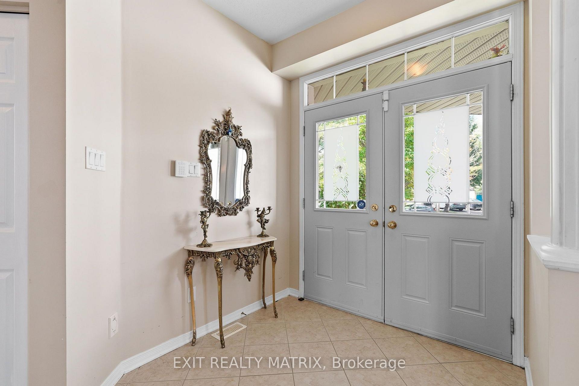 Photo 5 of 2310 Glandriel Crescent, Ottawa, Springridge/East Village — HOMEH