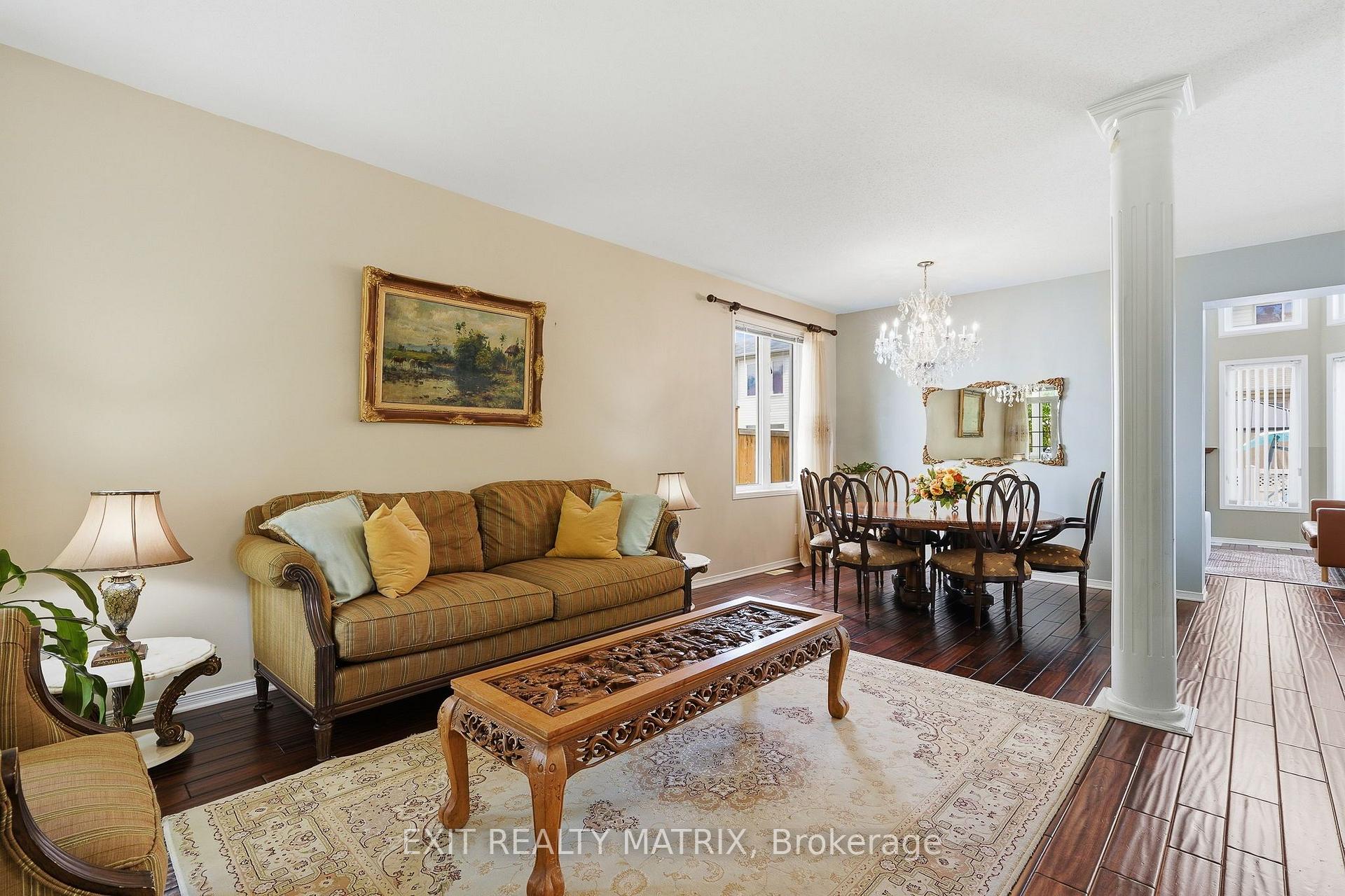 Photo 7 of 2310 Glandriel Crescent, Ottawa, Springridge/East Village — HOMEH