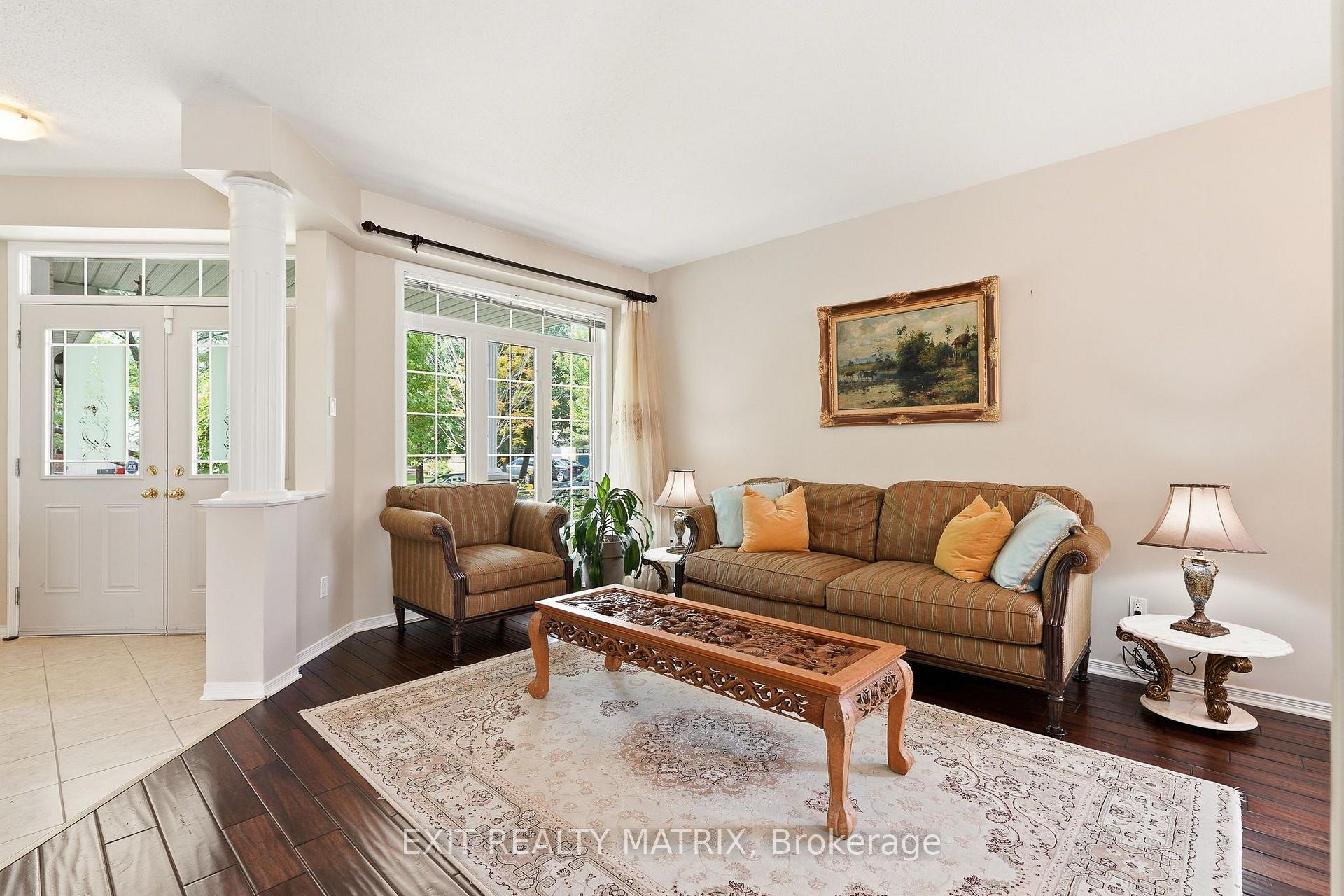 Photo 10 of 2310 Glandriel Crescent, Ottawa, Springridge/East Village — HOMEH