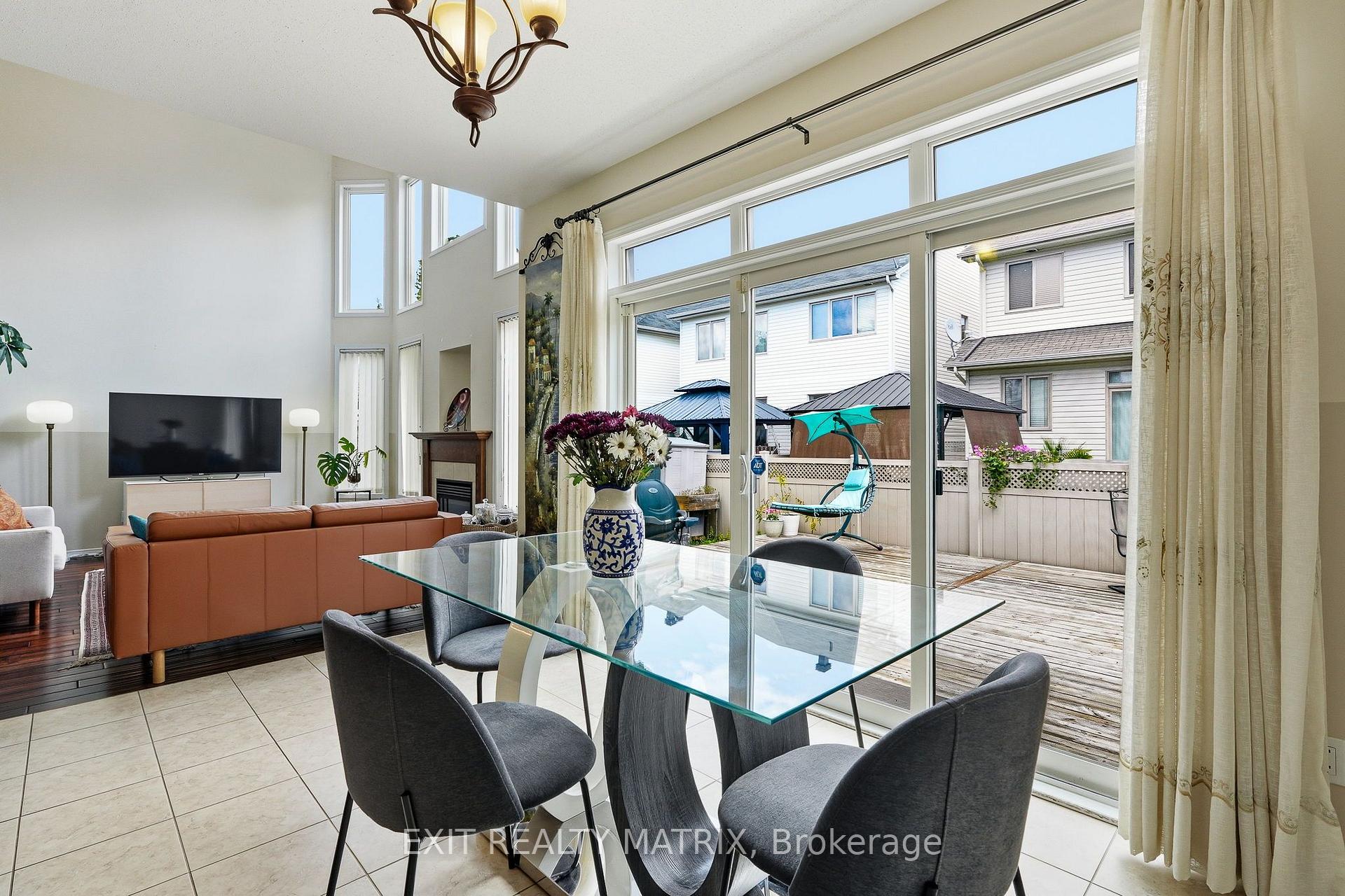 Photo 20 of 2310 Glandriel Crescent, Ottawa, Springridge/East Village — HOMEH