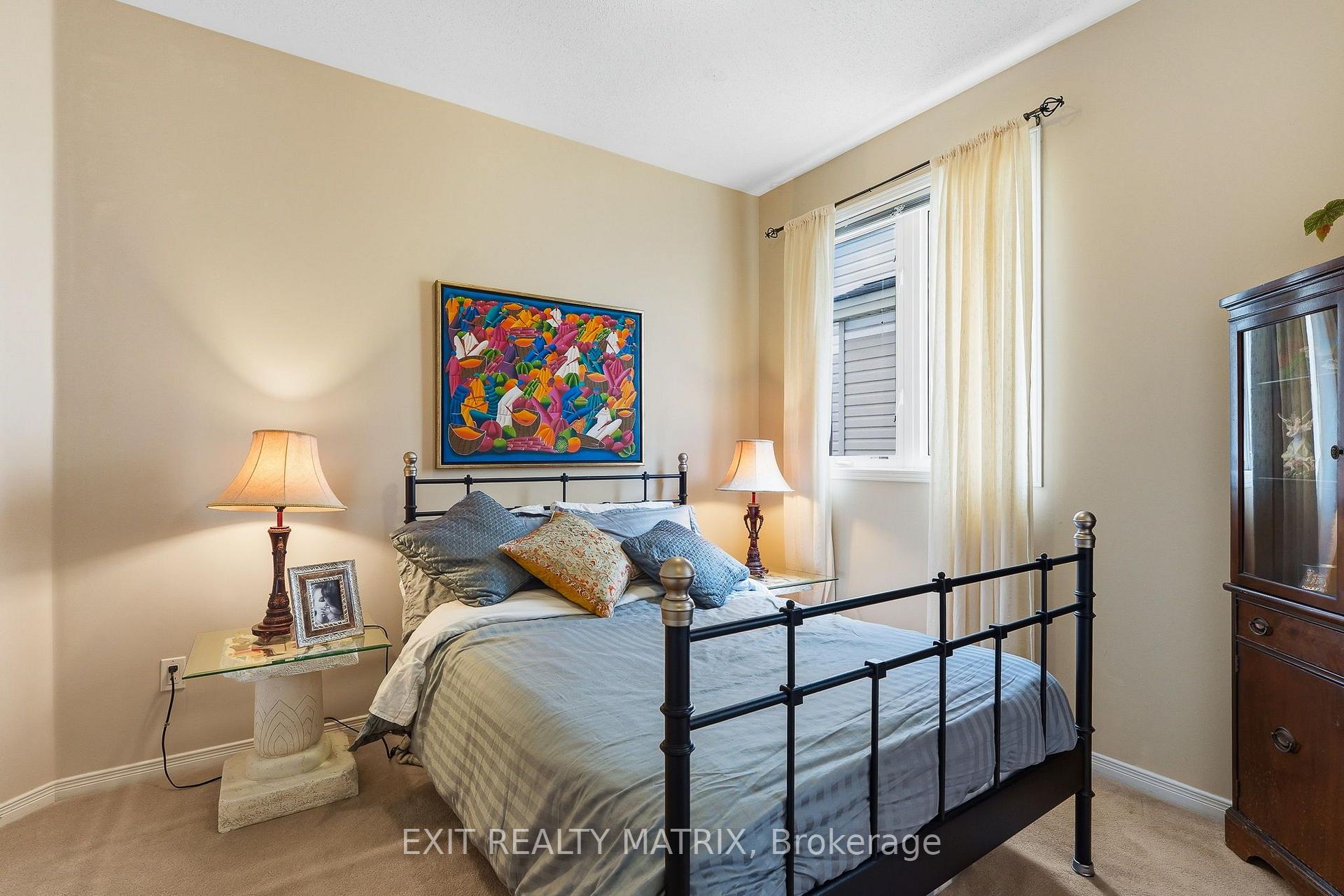 Photo 23 of 2310 Glandriel Crescent, Ottawa, Springridge/East Village — HOMEH