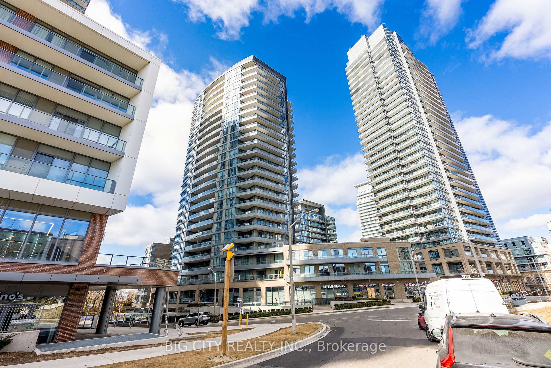 Photo 2 of Unit 1004, 50 Forest Manor Road, North York, Henry Farm — HOMEH