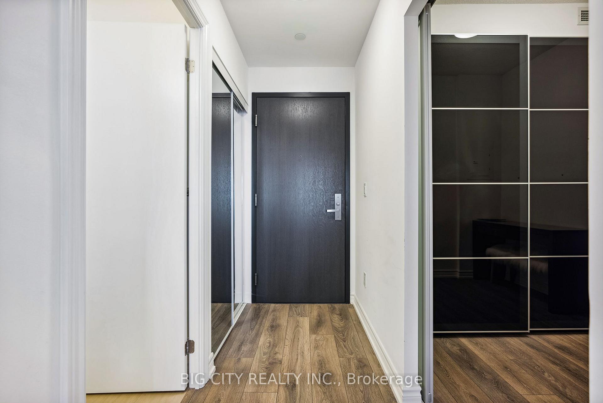 Photo 5 of Unit 1004, 50 Forest Manor Road, North York, Henry Farm — HOMEH