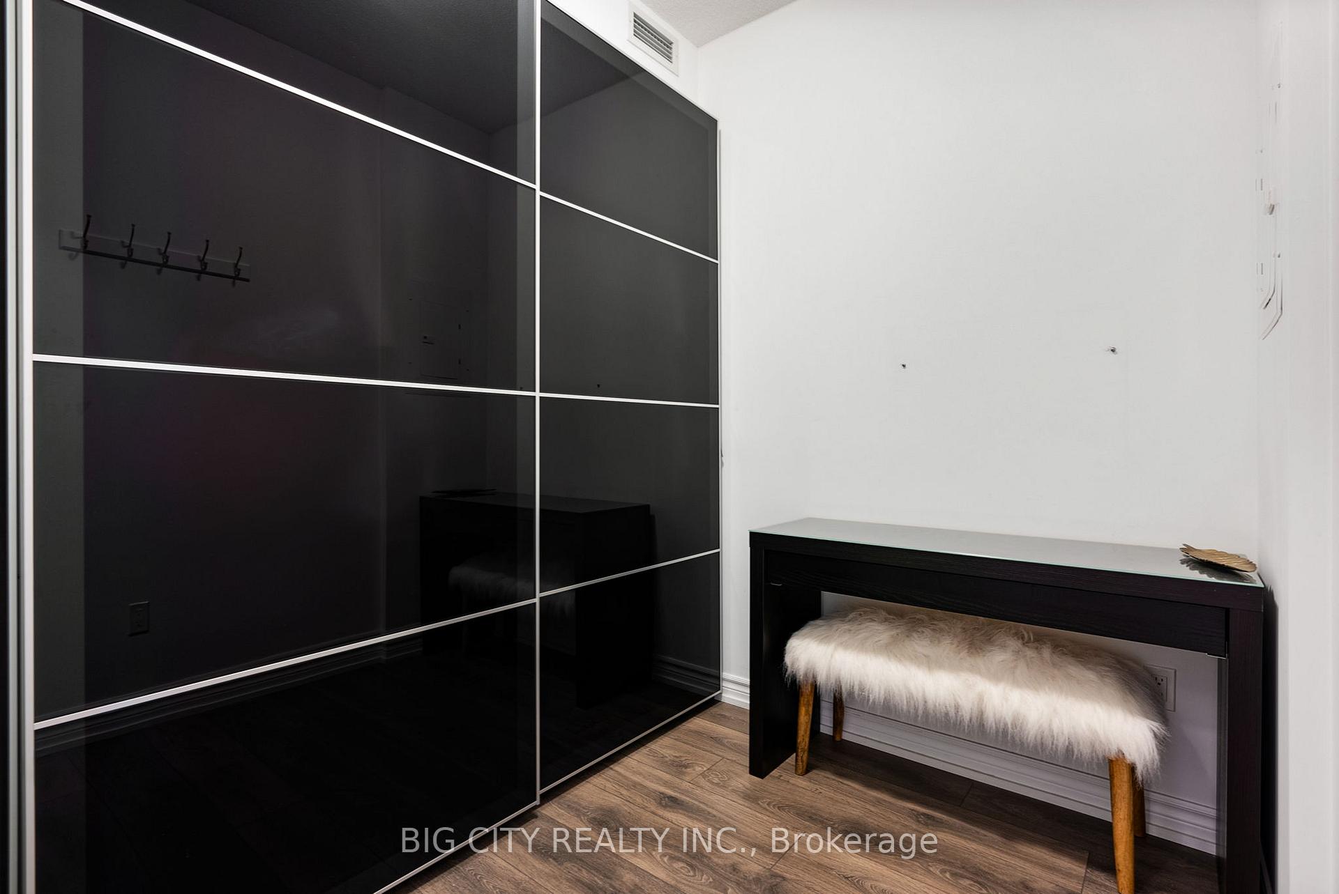 Photo 6 of Unit 1004, 50 Forest Manor Road, North York, Henry Farm — HOMEH