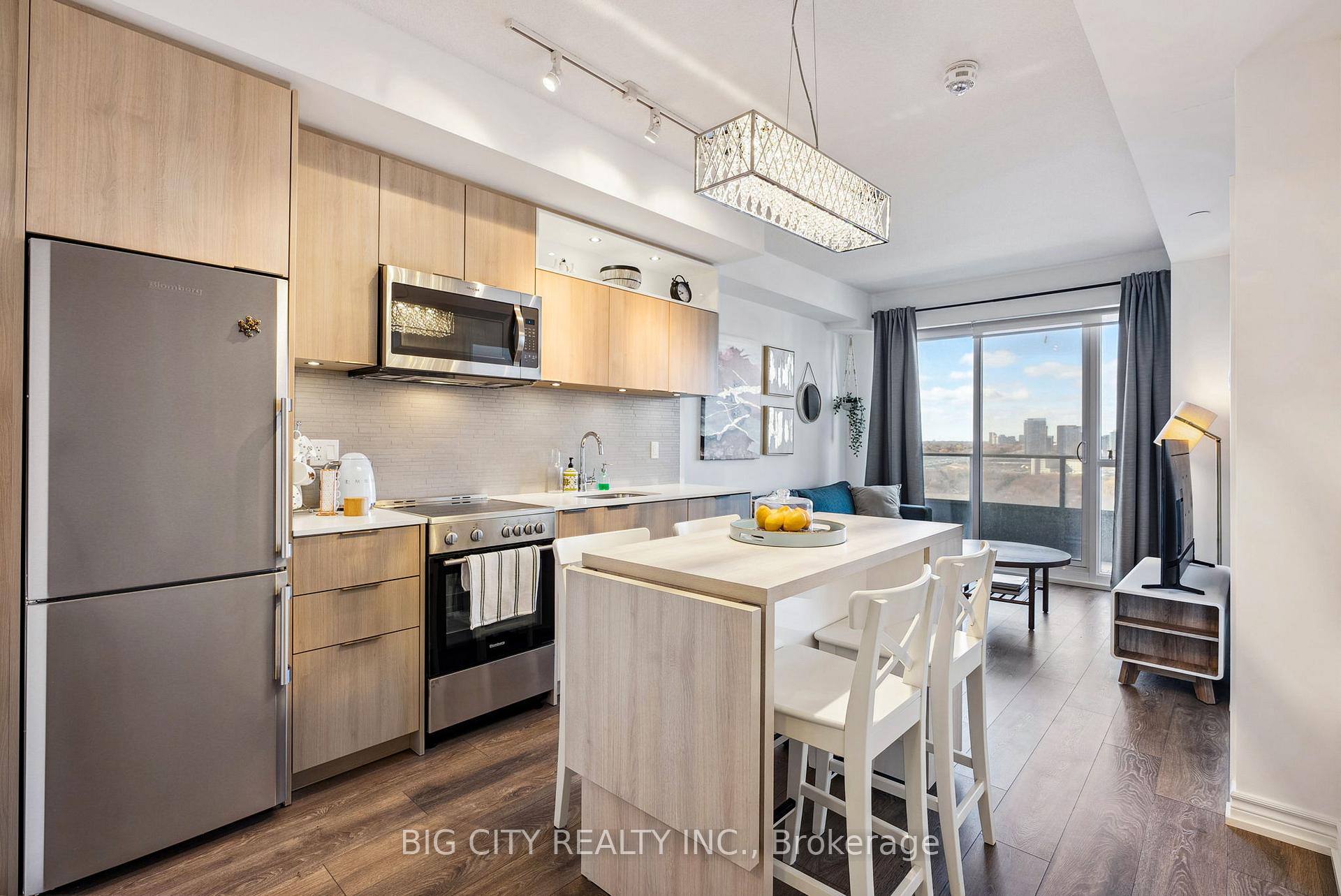 Photo 7 of Unit 1004, 50 Forest Manor Road, North York, Henry Farm — HOMEH
