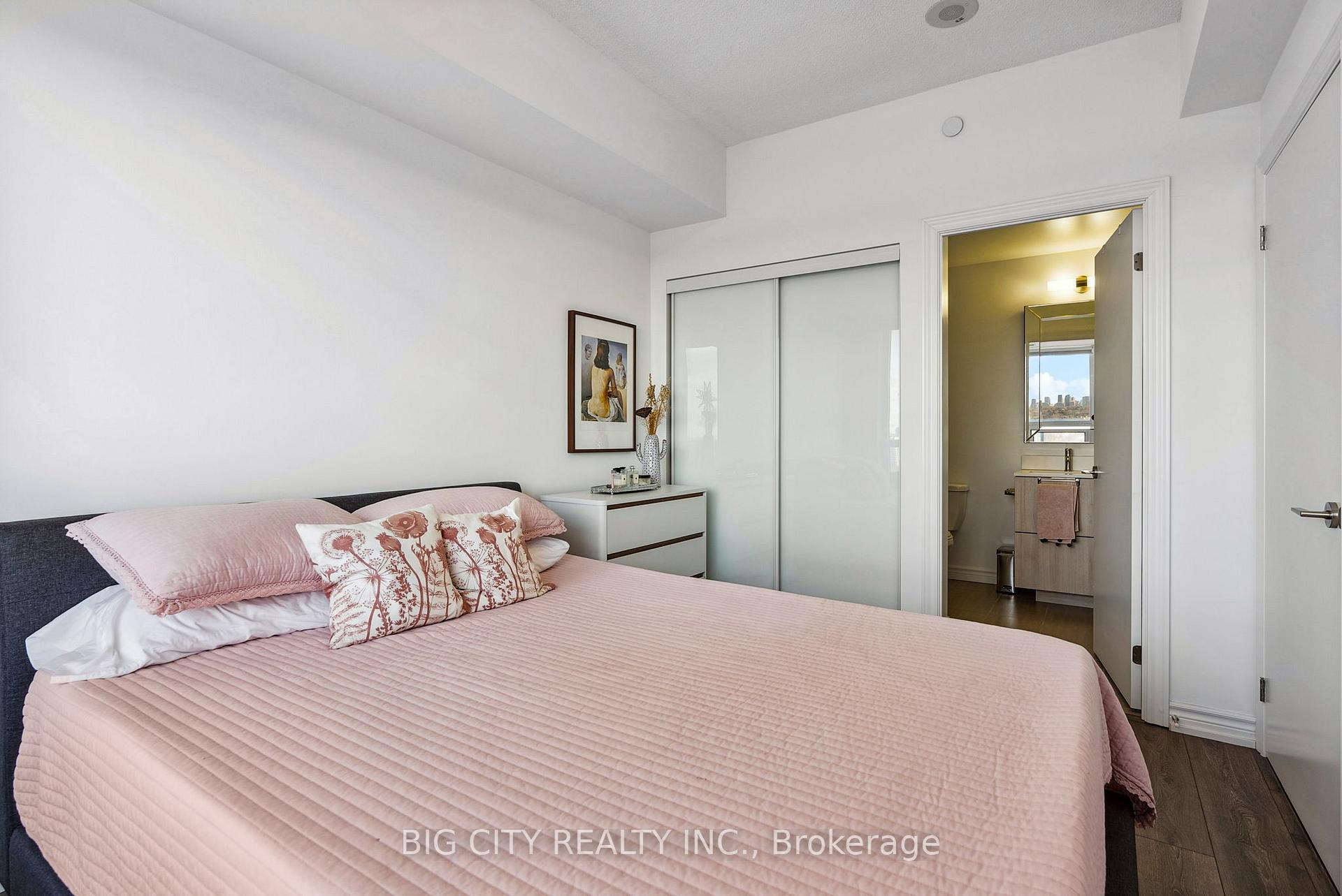 Photo 14 of Unit 1004, 50 Forest Manor Road, North York, Henry Farm — HOMEH