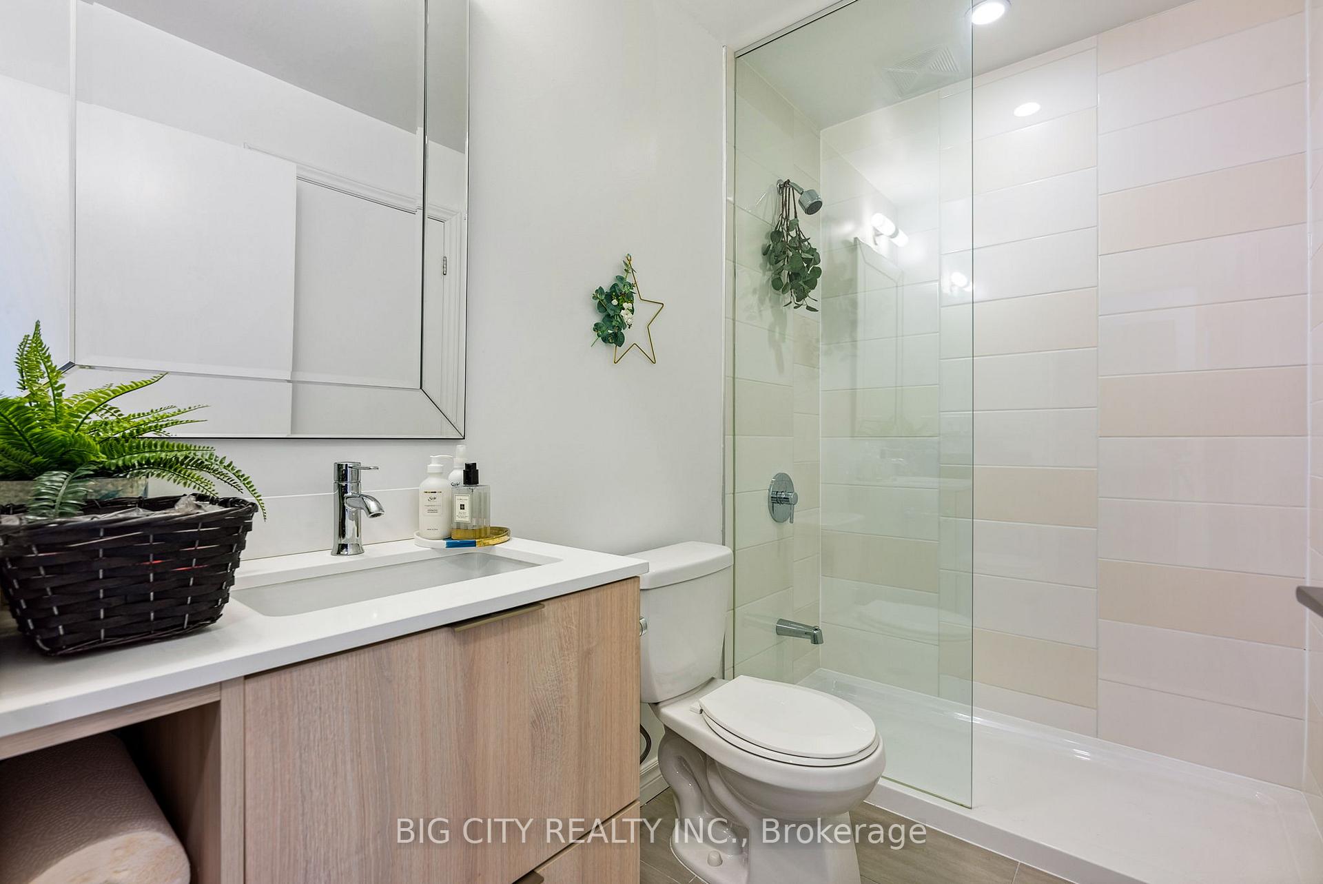 Photo 15 of Unit 1004, 50 Forest Manor Road, North York, Henry Farm — HOMEH