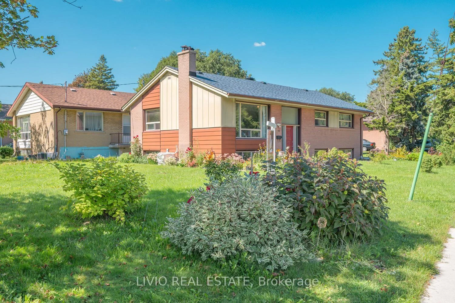 Photo 4 of 40 Barford Road, Etobicoke, Rexdale-Kipling — HOMEH