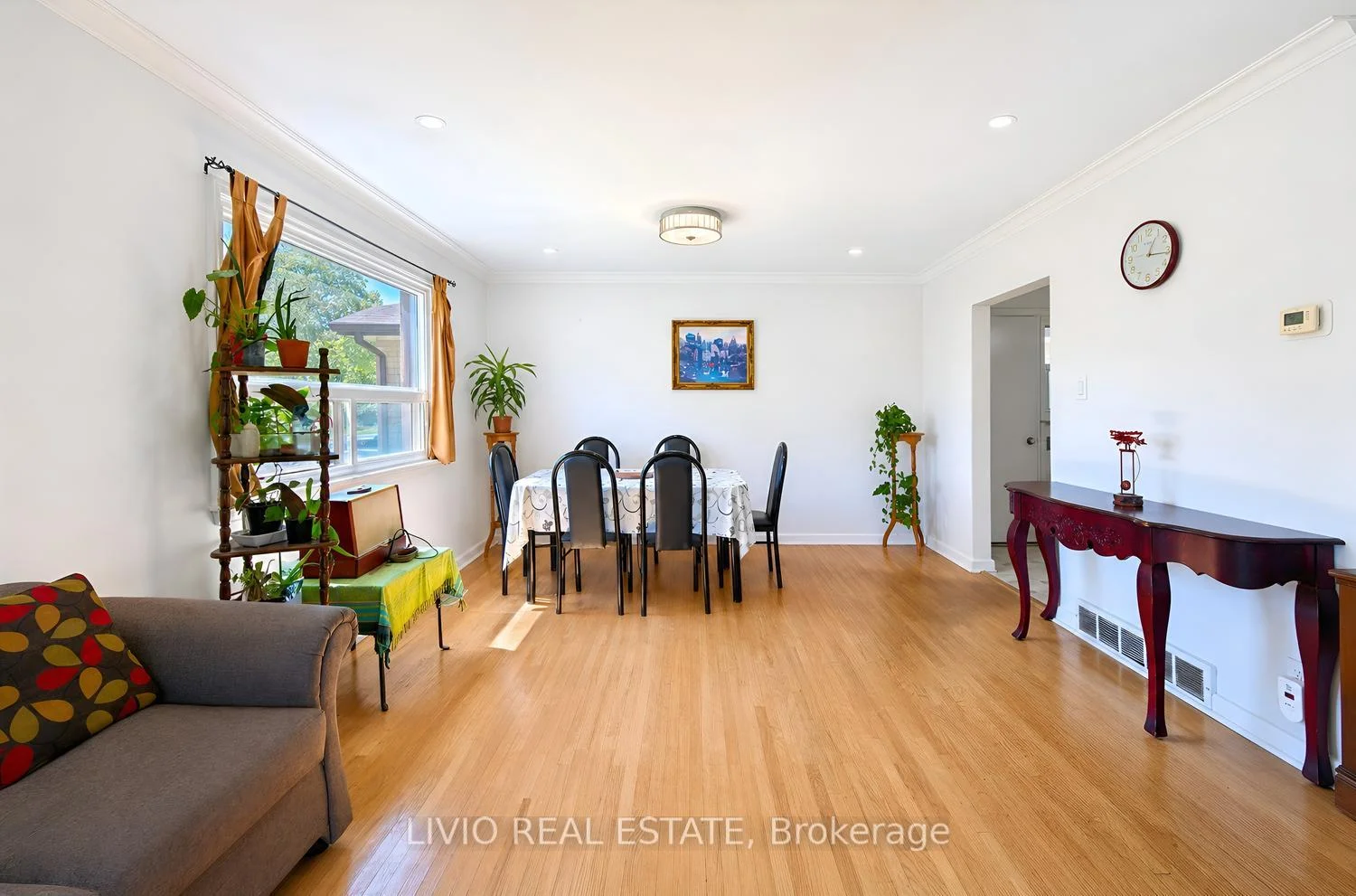 Photo 26 of 40 Barford Road, Etobicoke, Rexdale-Kipling — HOMEH