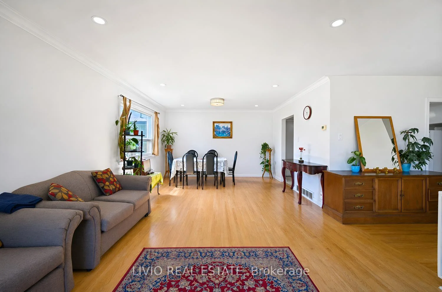 Photo 32 of 40 Barford Road, Etobicoke, Rexdale-Kipling — HOMEH