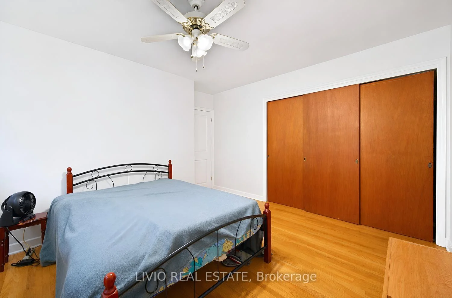 Photo 46 of 40 Barford Road, Etobicoke, Rexdale-Kipling — HOMEH