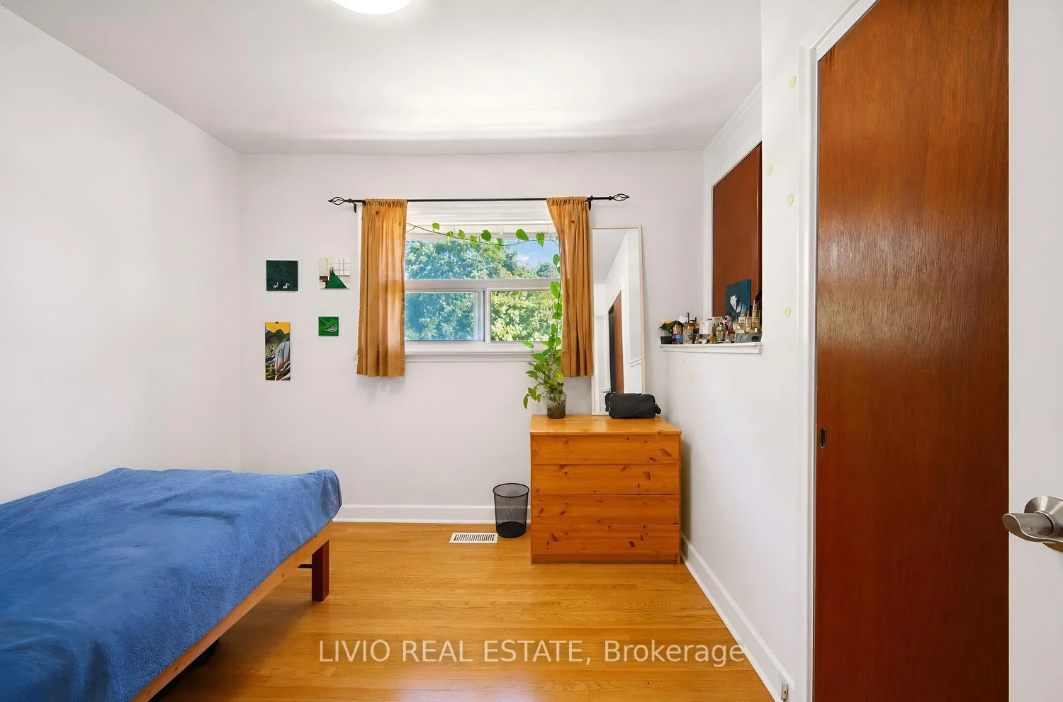 Photo 49 of 40 Barford Road, Etobicoke, Rexdale-Kipling — HOMEH