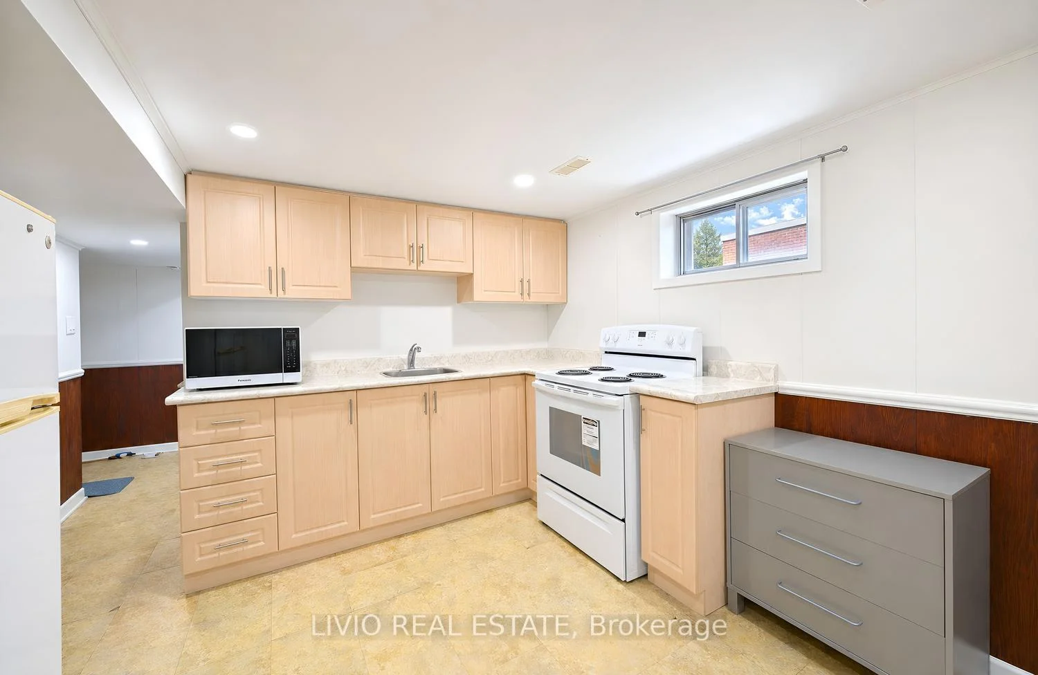 Photo 60 of 40 Barford Road, Etobicoke, Rexdale-Kipling — HOMEH