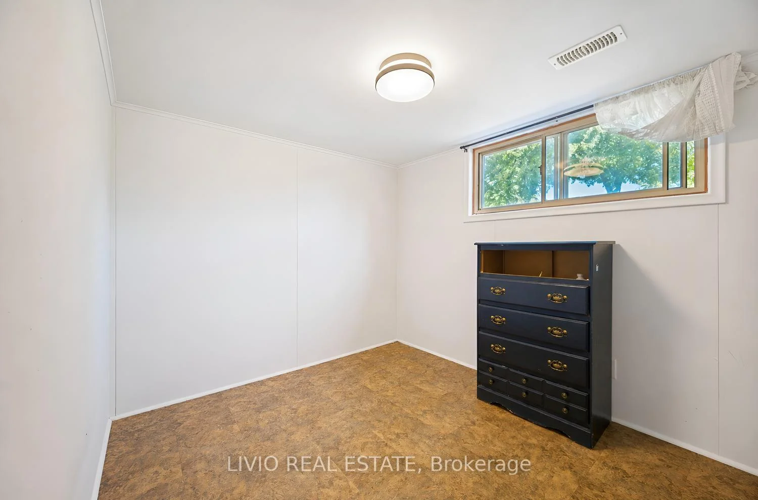 Photo 65 of 40 Barford Road, Etobicoke, Rexdale-Kipling — HOMEH
