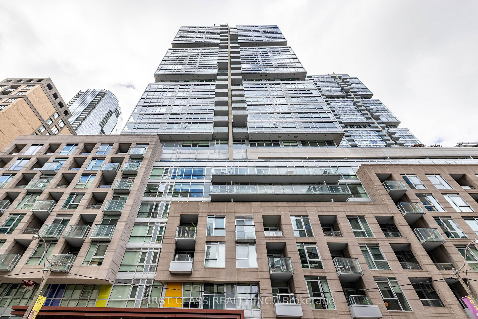 Photo 1 of 199 Richmond St W Street, Toronto, Waterfront Communities — HOMEH