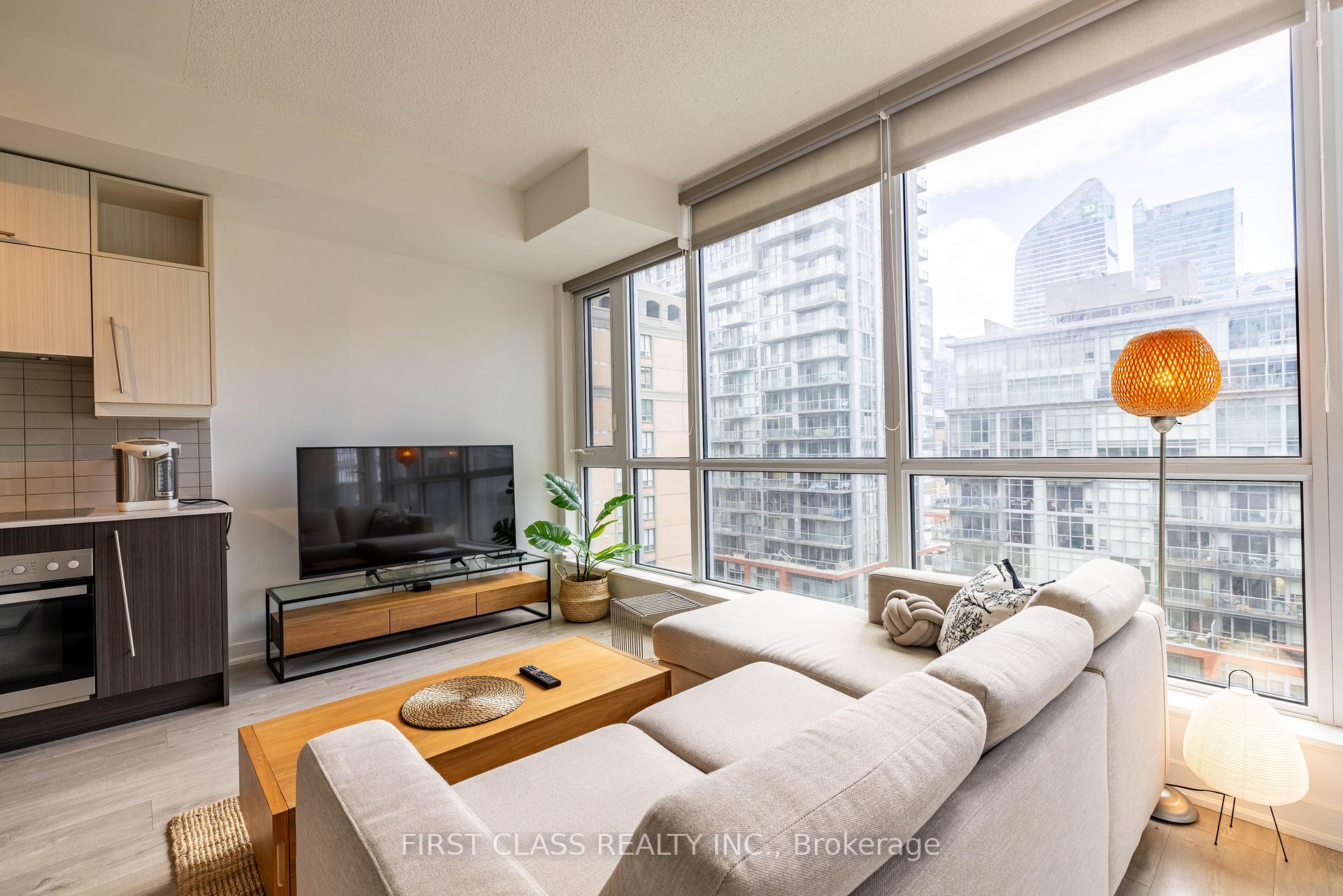 Photo 14 of 199 Richmond St W Street, Toronto, Waterfront Communities — HOMEH