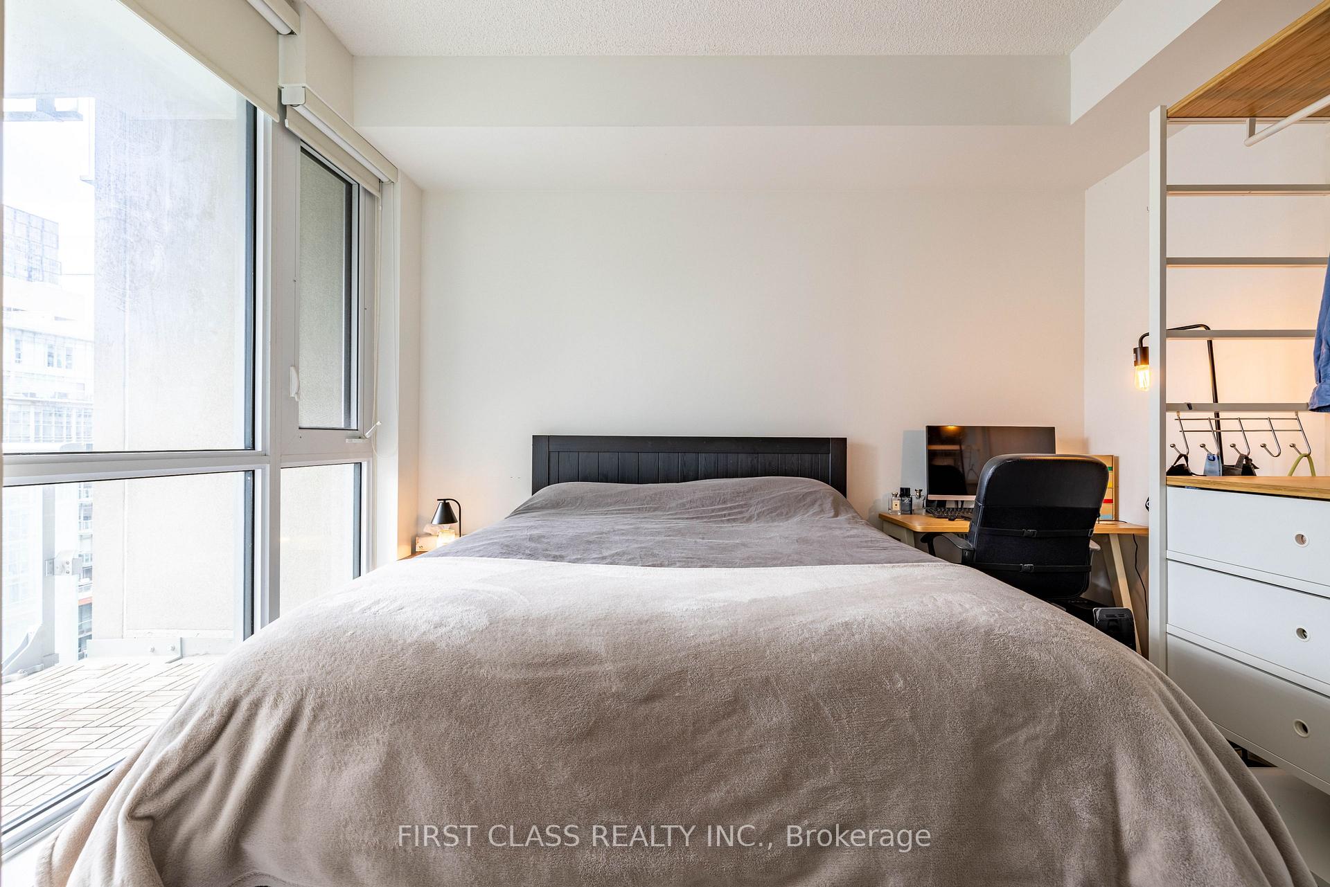 Photo 17 of 199 Richmond St W Street, Toronto, Waterfront Communities — HOMEH