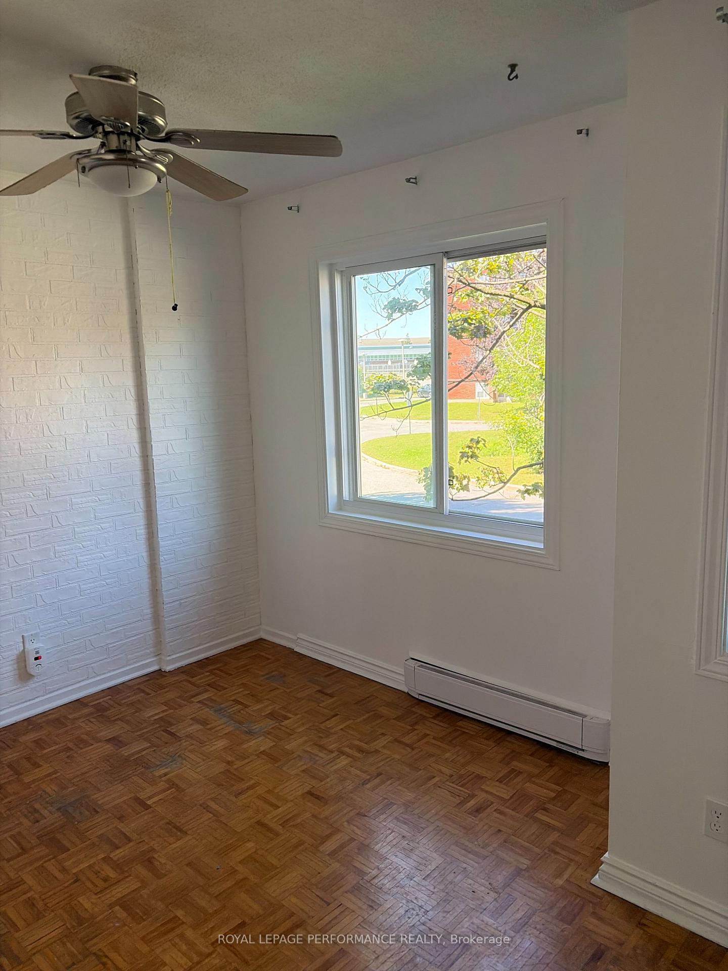 Photo 11 of Unit 208C, 2044 Arrowsmith Drive, Ottawa, Beacon Hill South — HOMEH