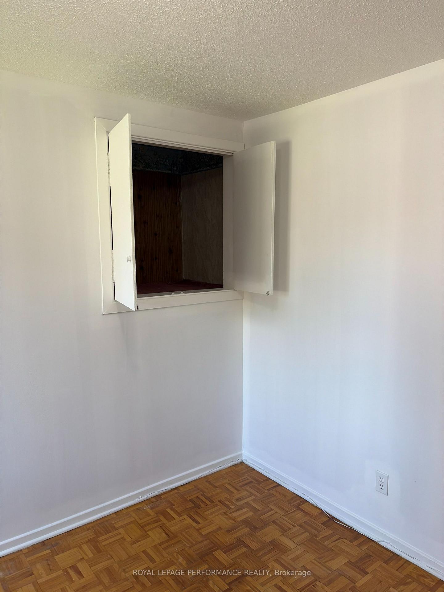 Photo 21 of Unit 208C, 2044 Arrowsmith Drive, Ottawa, Beacon Hill South — HOMEH