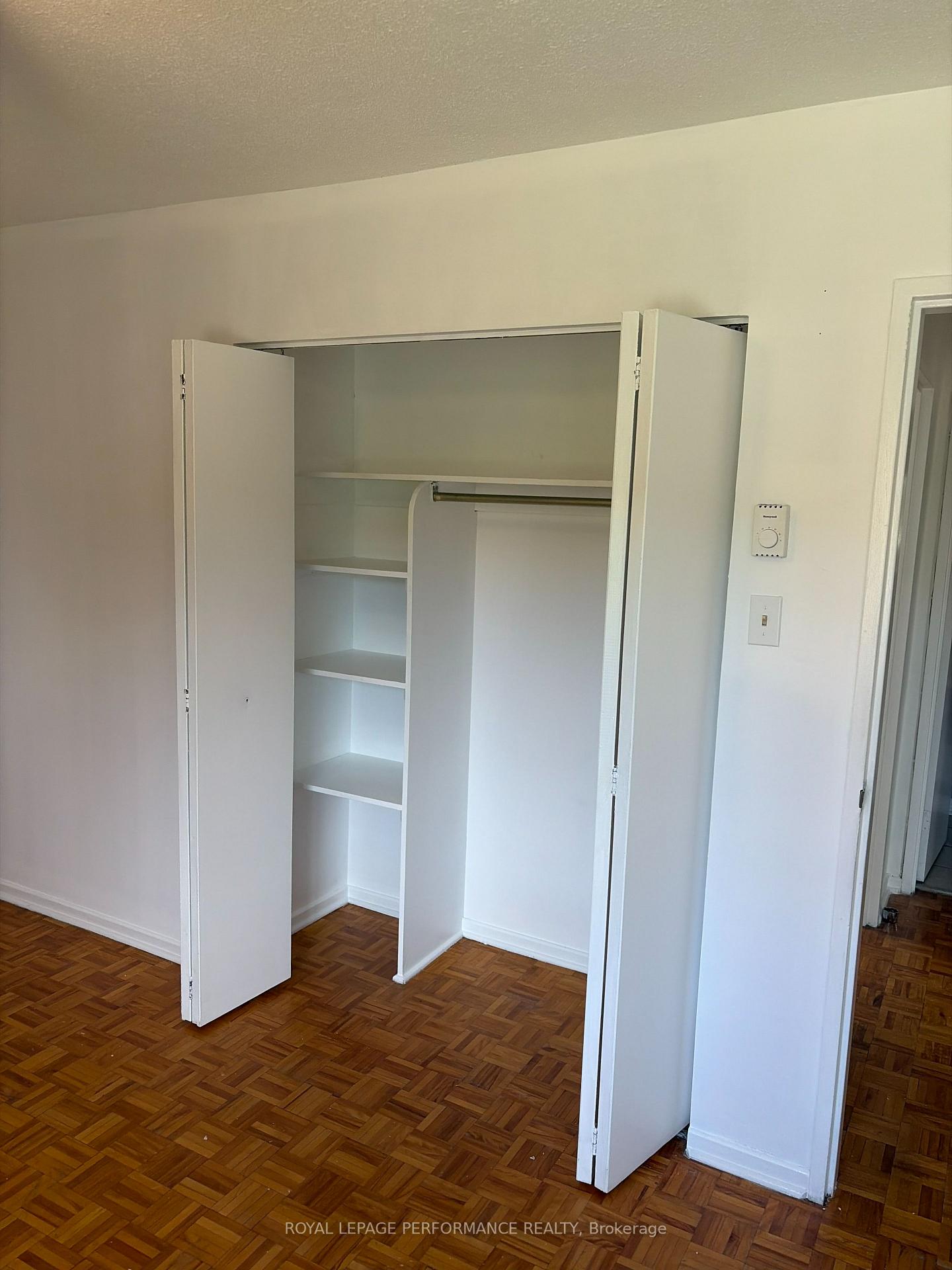 Photo 29 of Unit 208C, 2044 Arrowsmith Drive, Ottawa, Beacon Hill South — HOMEH