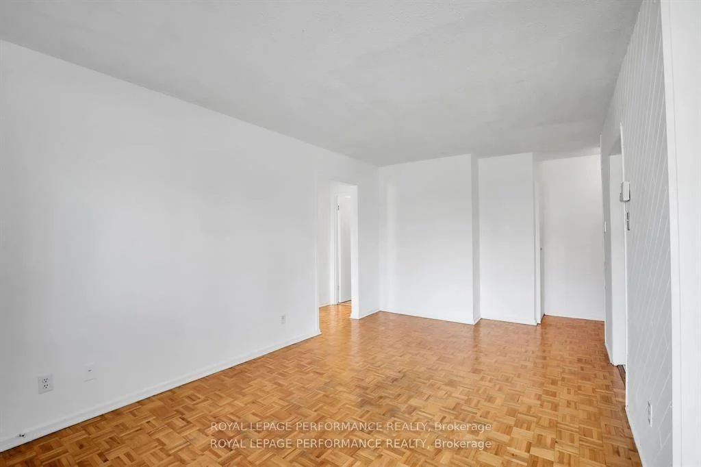 Photo 35 of Unit 208C, 2044 Arrowsmith Drive, Ottawa, Beacon Hill South — HOMEH