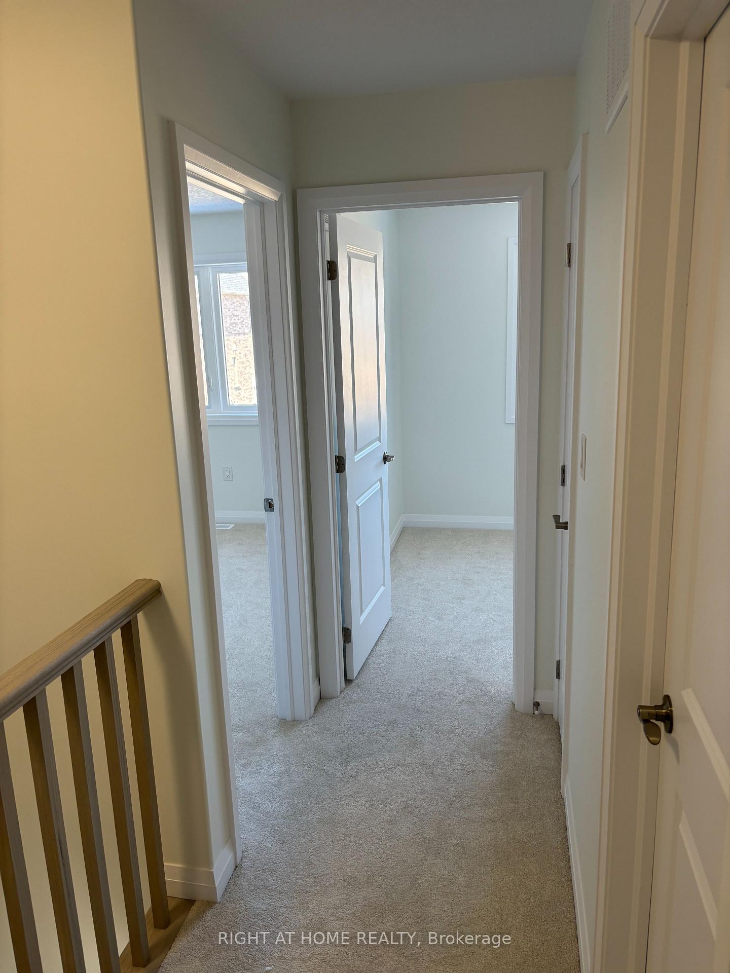 Photo 8 of 57 copperhill Heights, Barrie, Painswick South — HOMEH