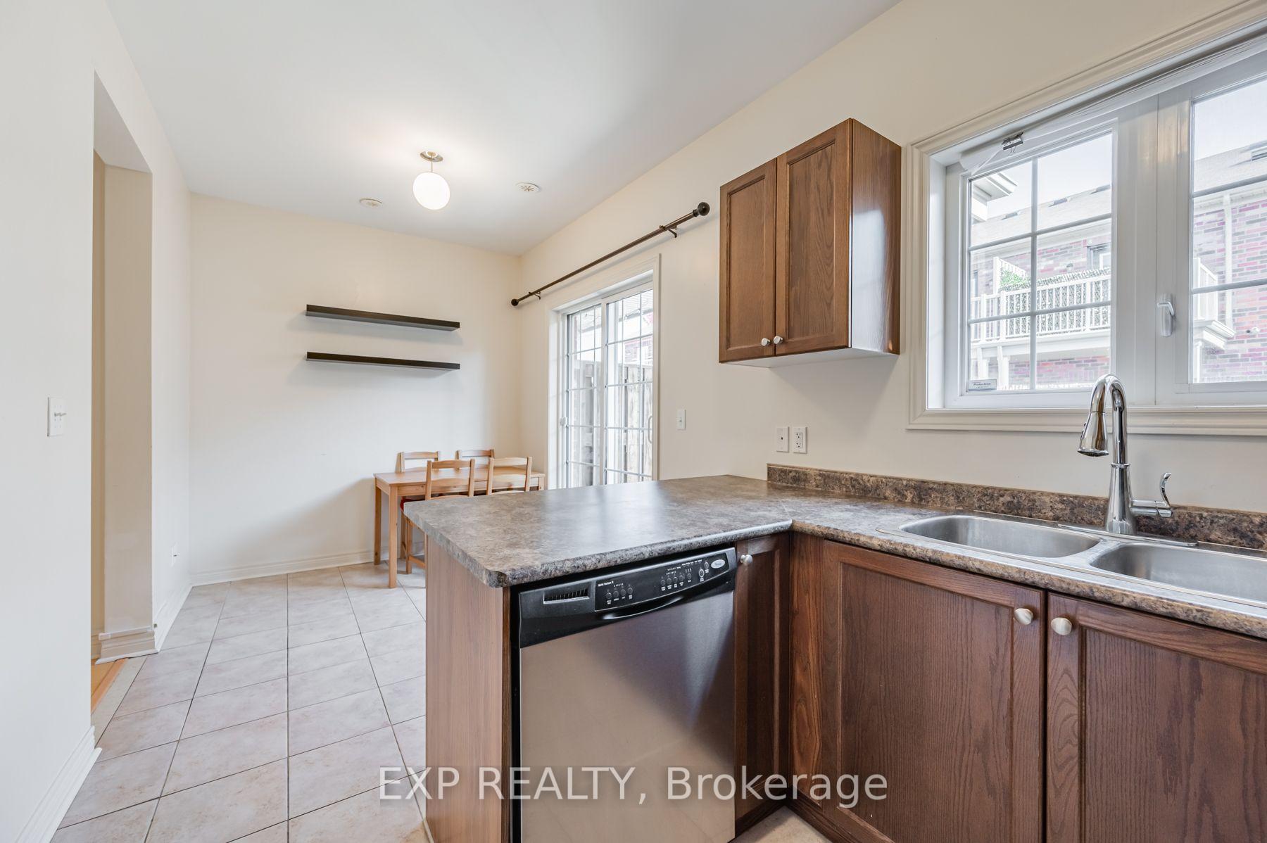 Photo 14 of 35 Carnahan Terrace, Toronto, East End-Danforth — HOMEH
