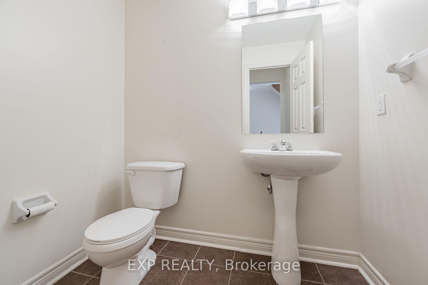 Photo 19 of 35 Carnahan Terrace, Toronto, East End-Danforth — HOMEH