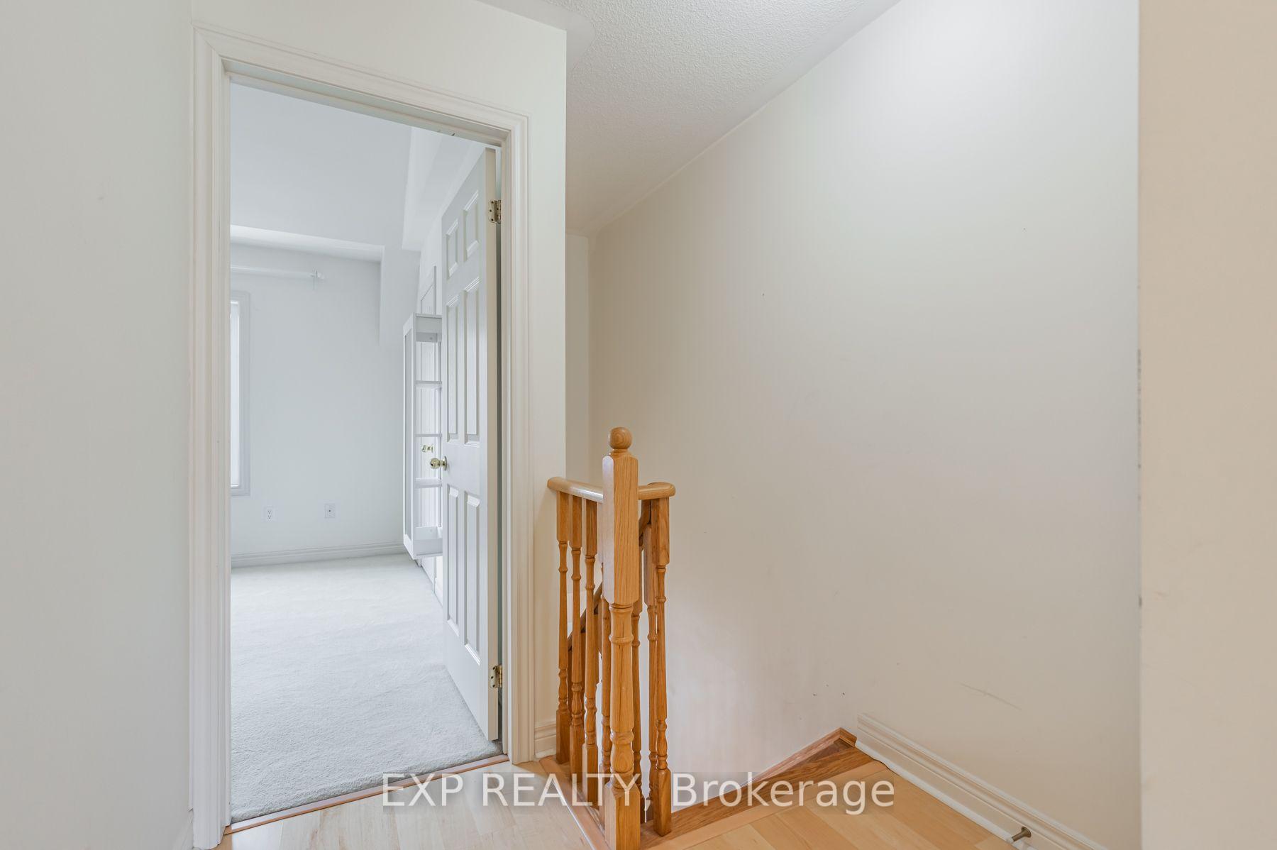 Photo 21 of 35 Carnahan Terrace, Toronto, East End-Danforth — HOMEH
