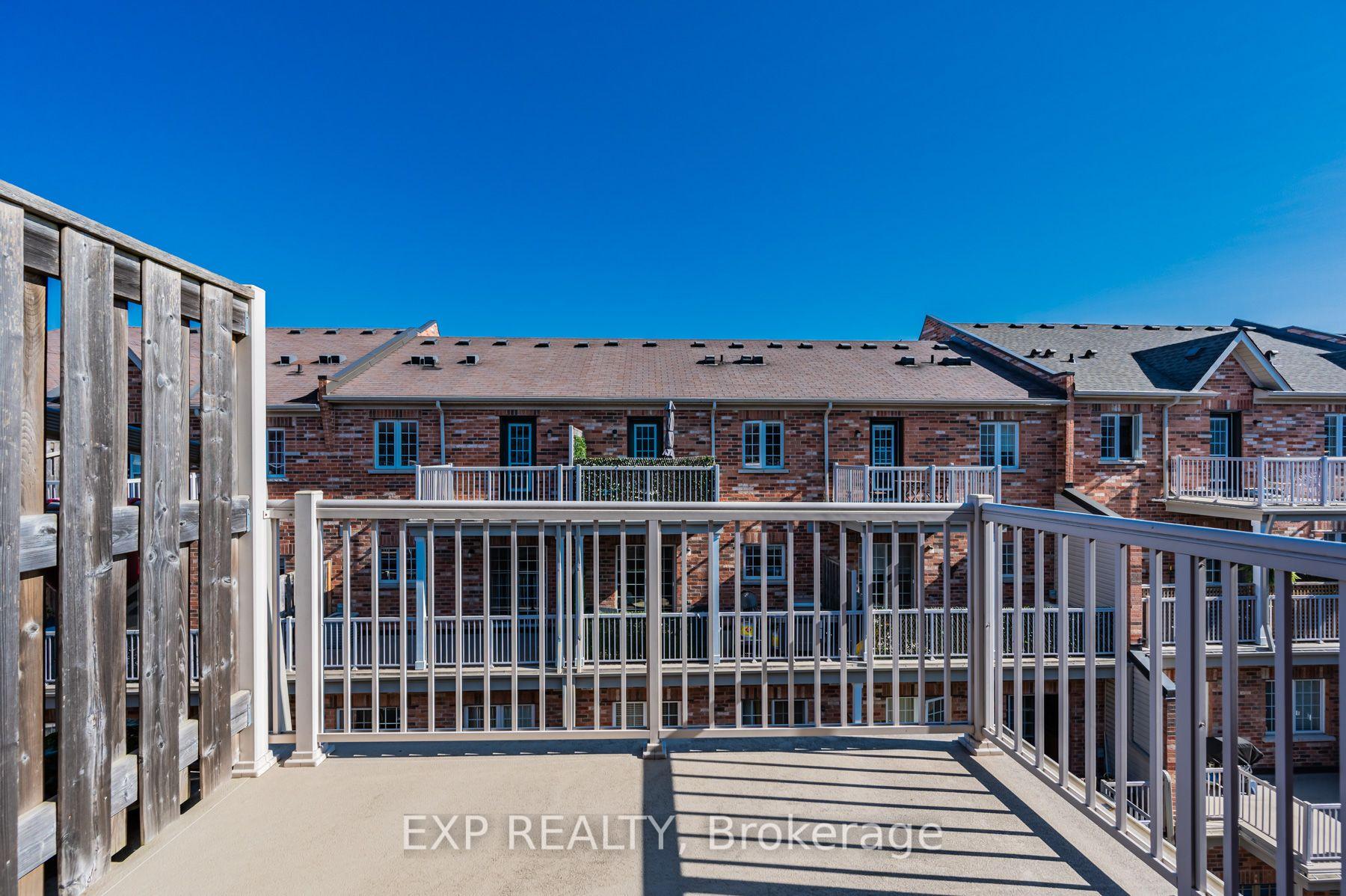 Photo 33 of 35 Carnahan Terrace, Toronto, East End-Danforth — HOMEH