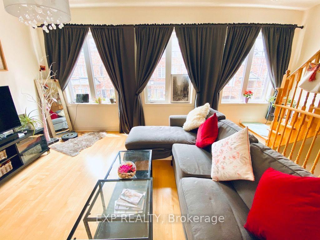 Photo 38 of 35 Carnahan Terrace, Toronto, East End-Danforth — HOMEH